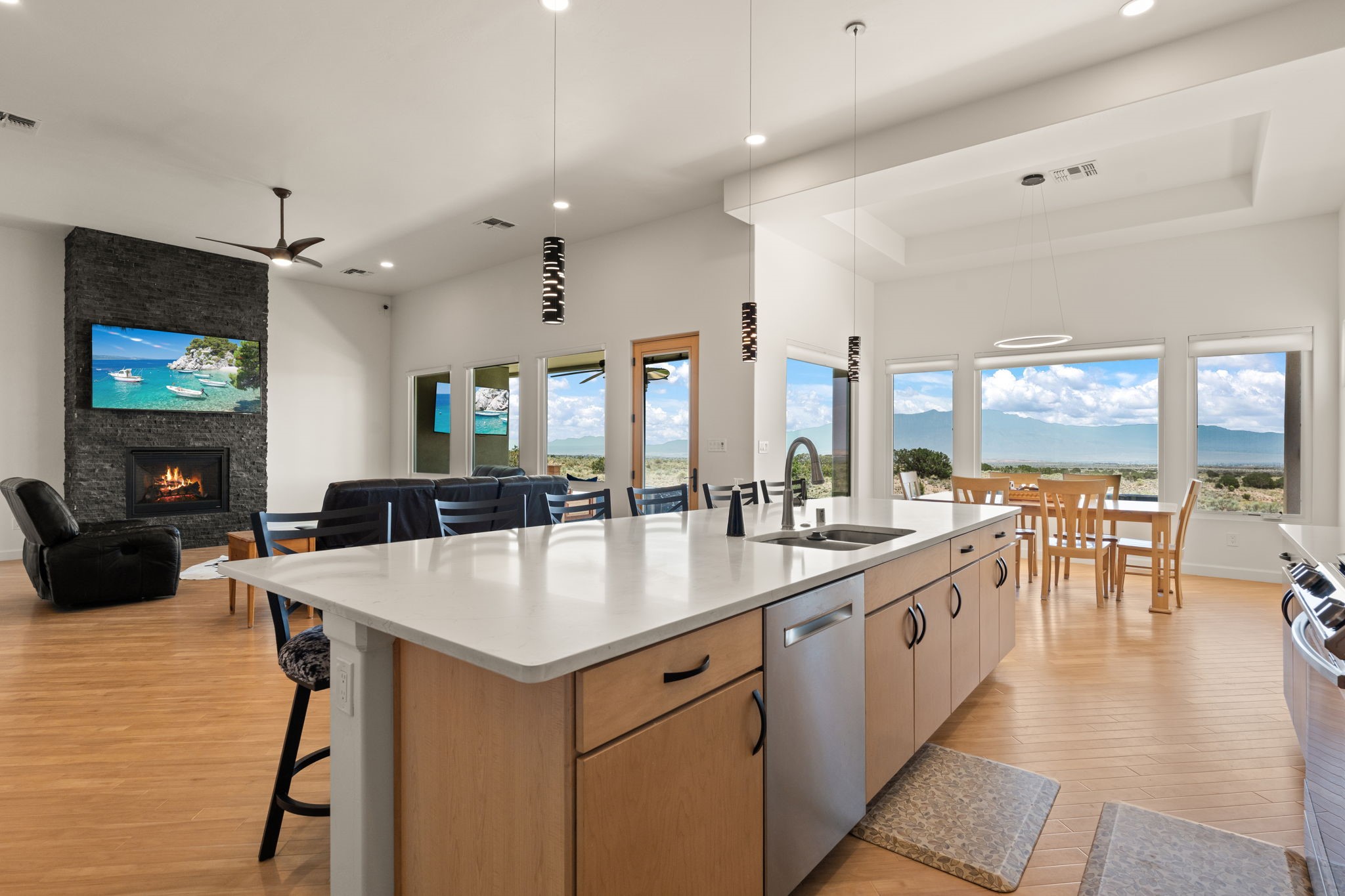 2324 Venada Road