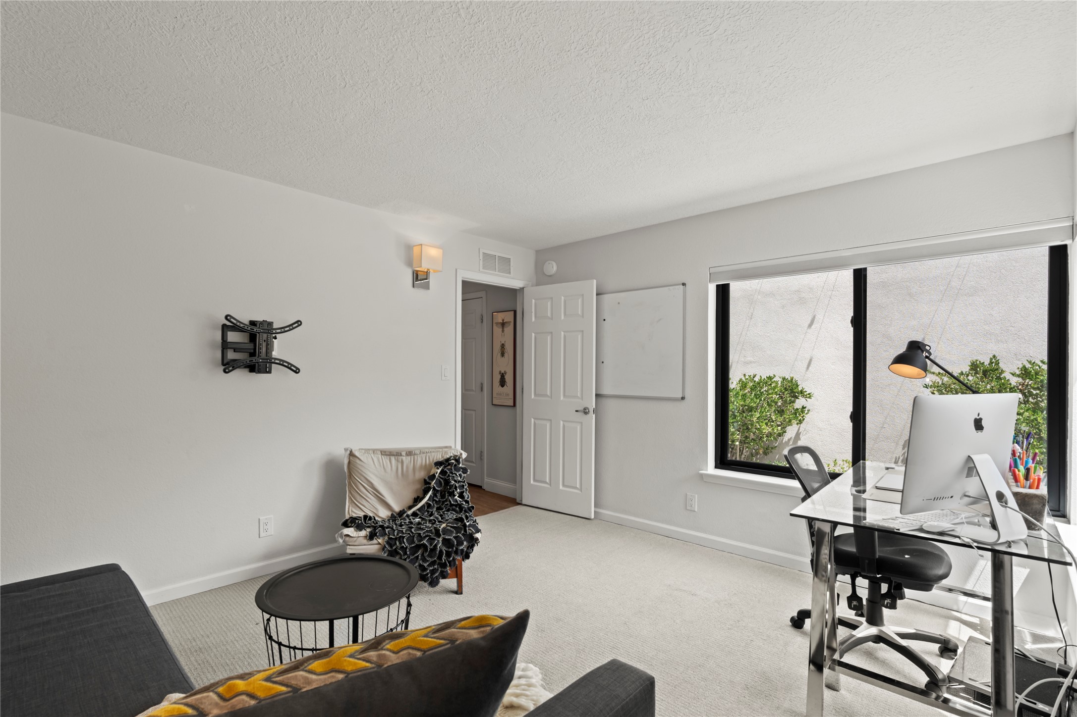 10616 Prestwick NE