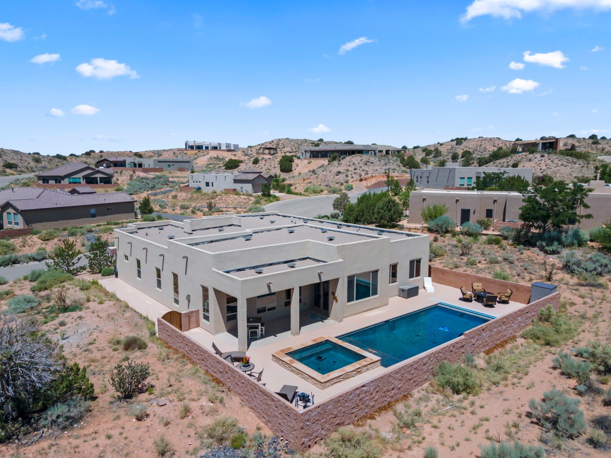 5611 Desert Sky