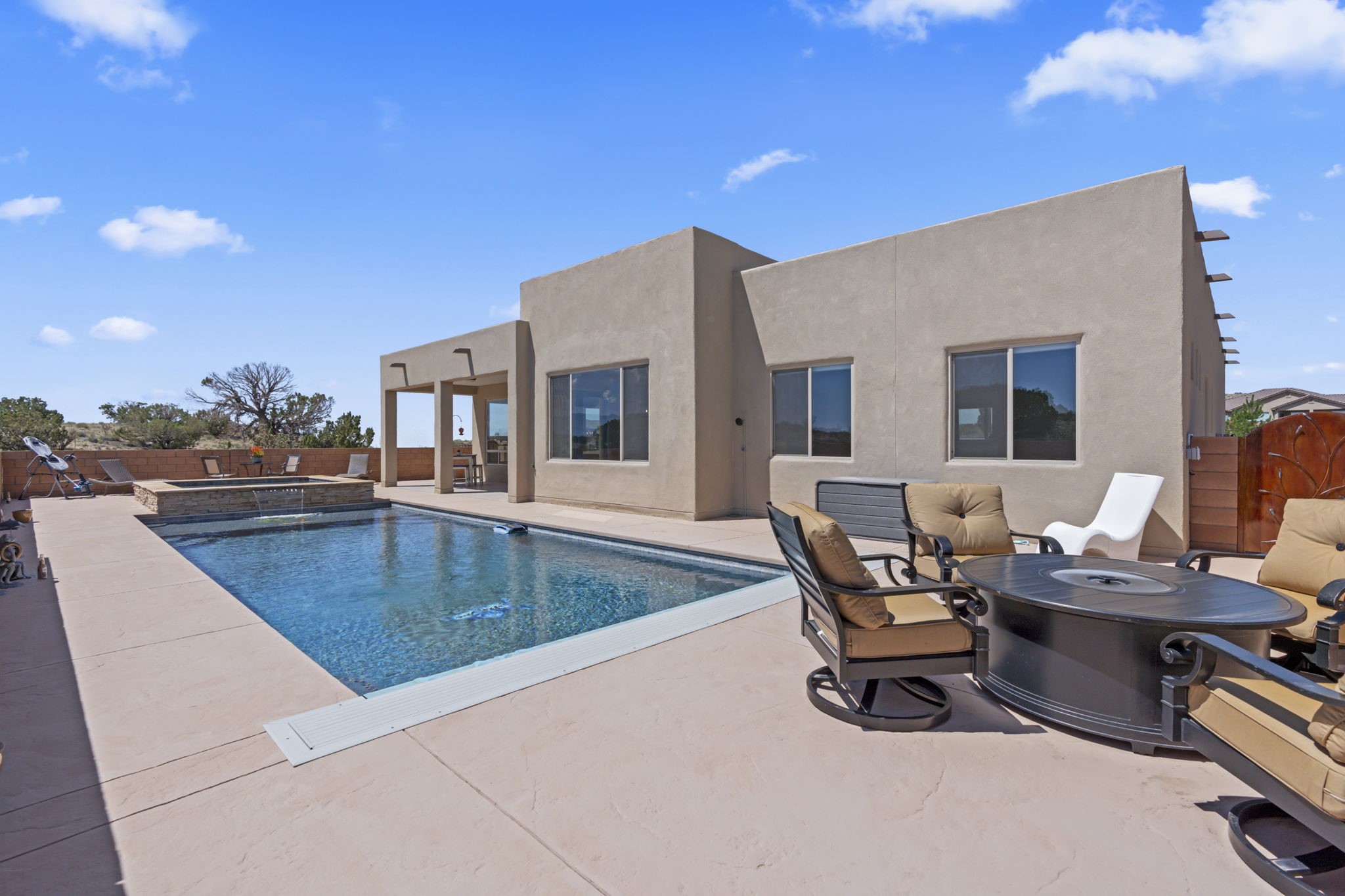 5611 Desert Sky