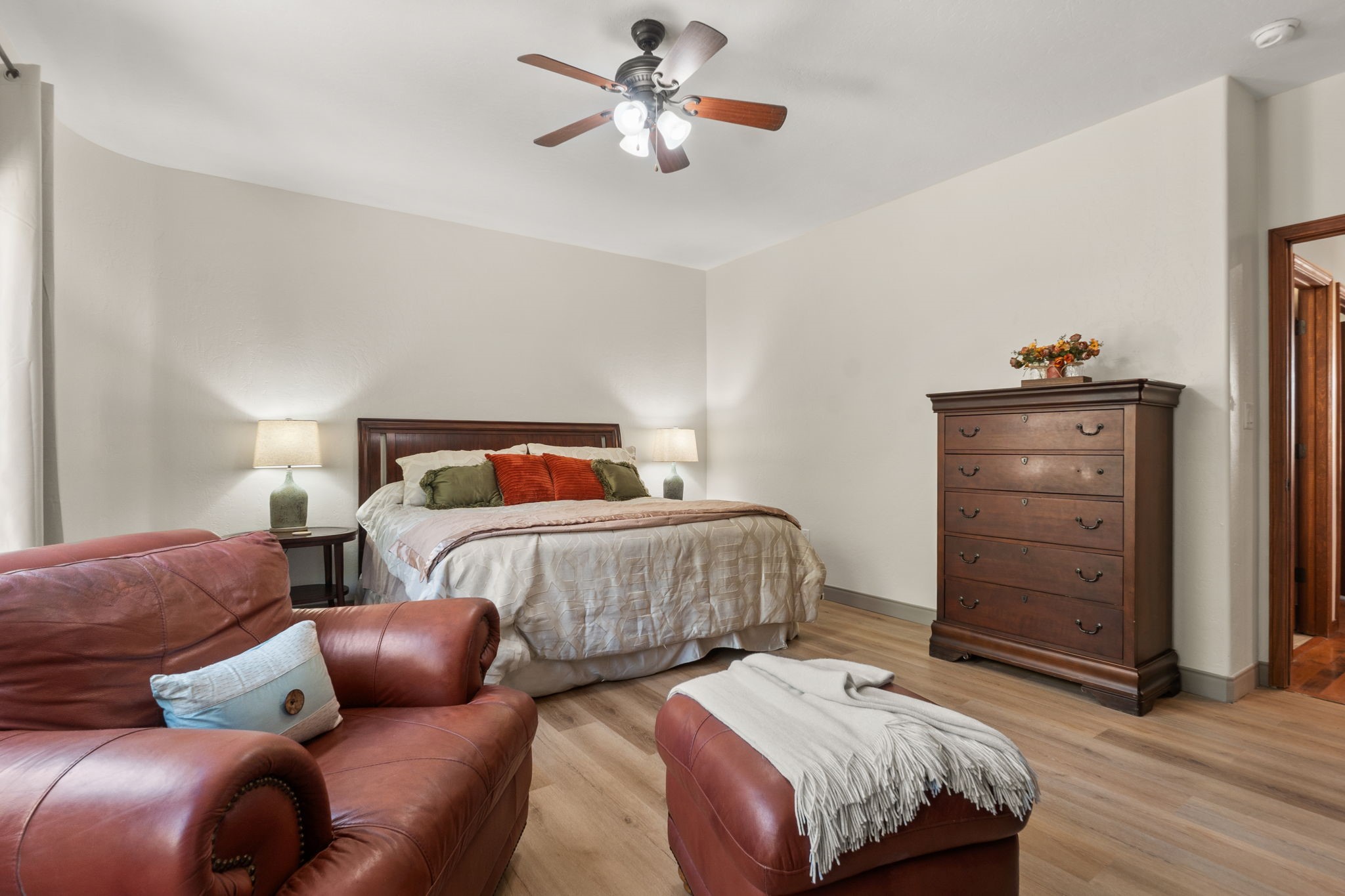 4629 Albany