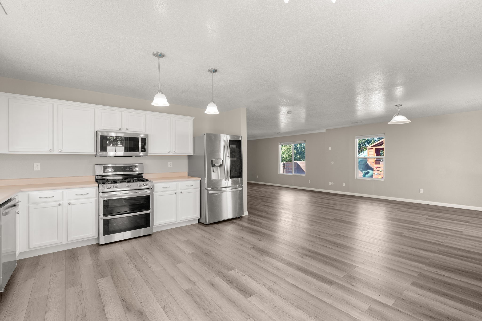 1301 Sepulveda