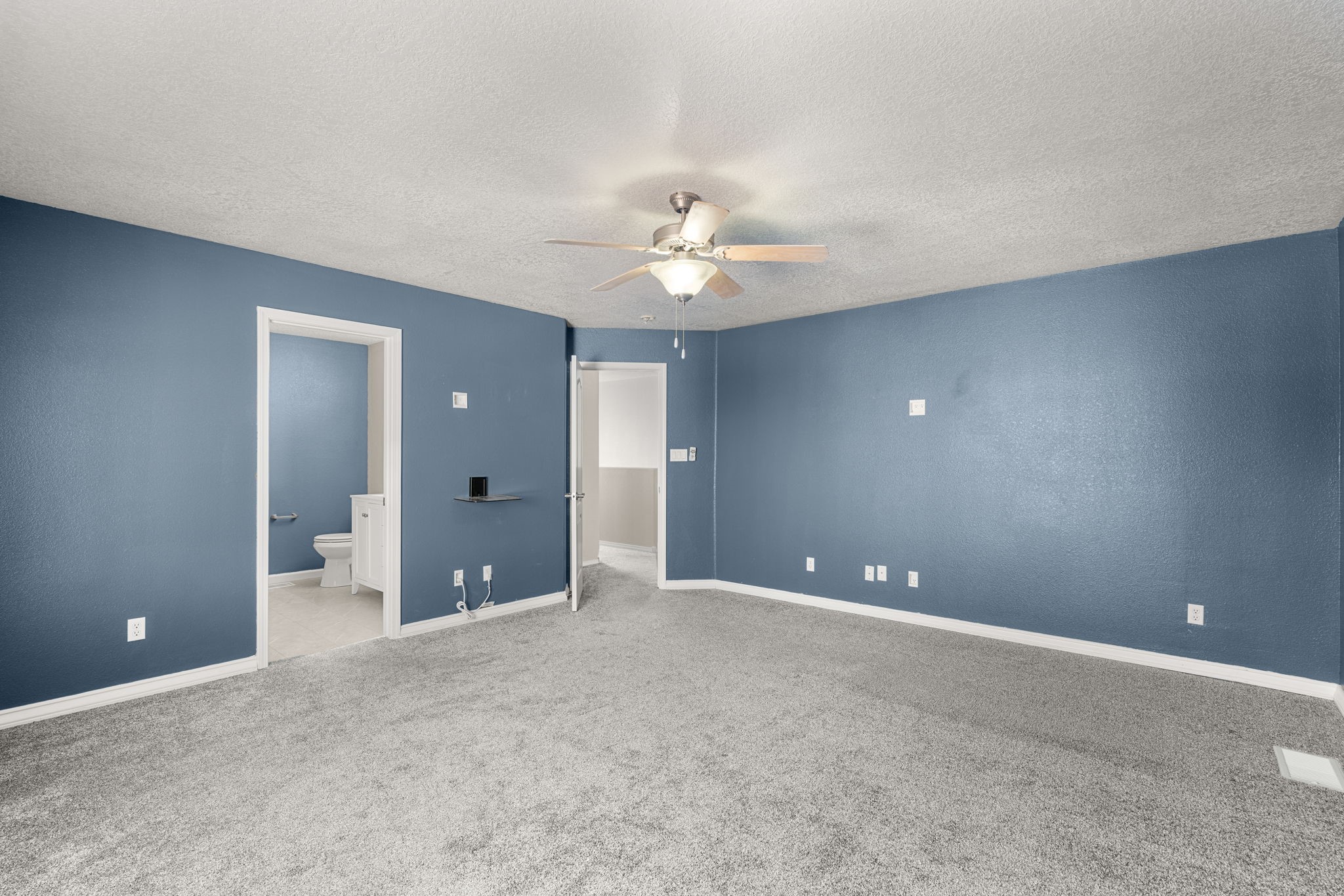 1301 Sepulveda