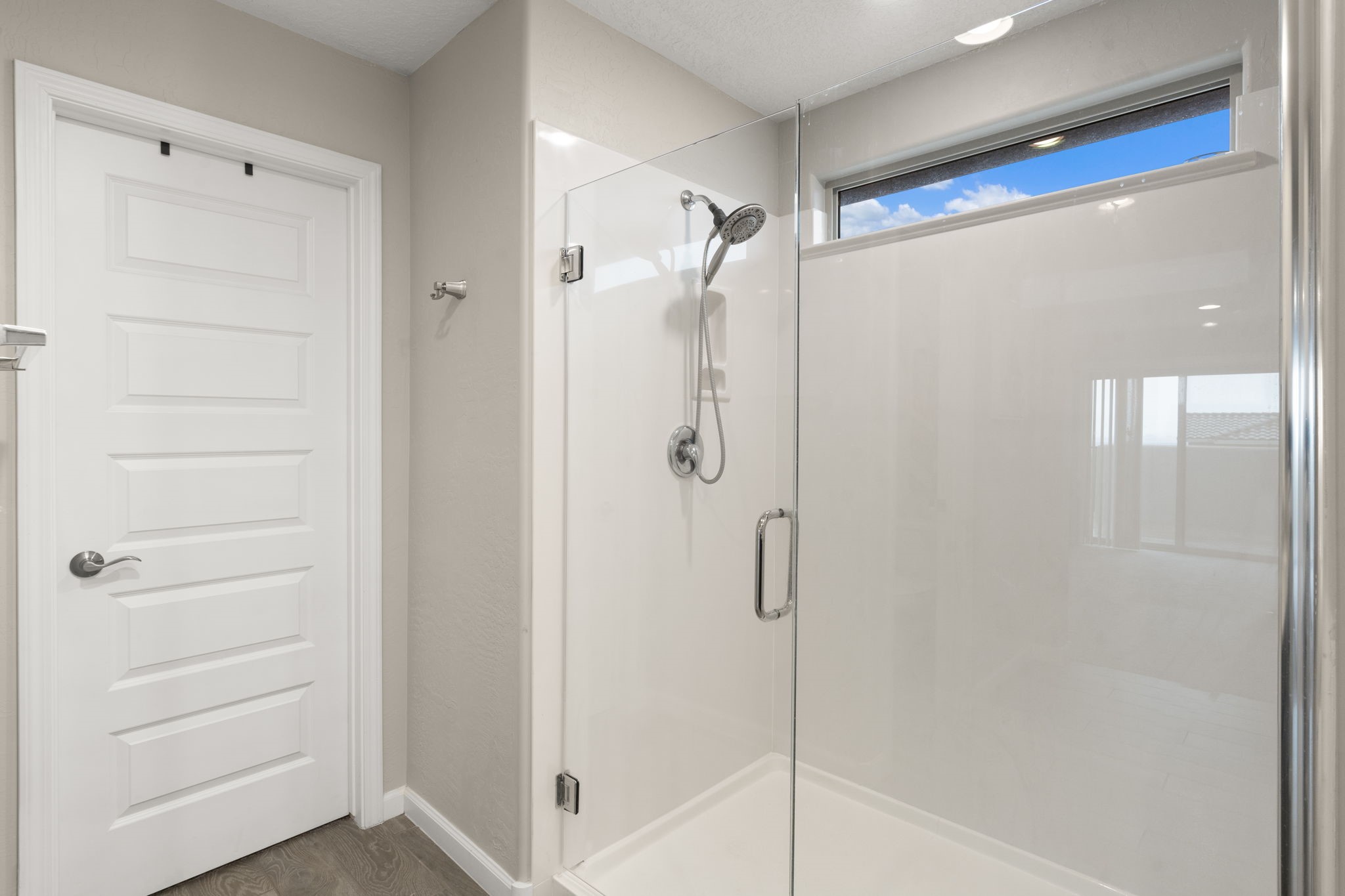 2802 Kings Canyon Loop NE