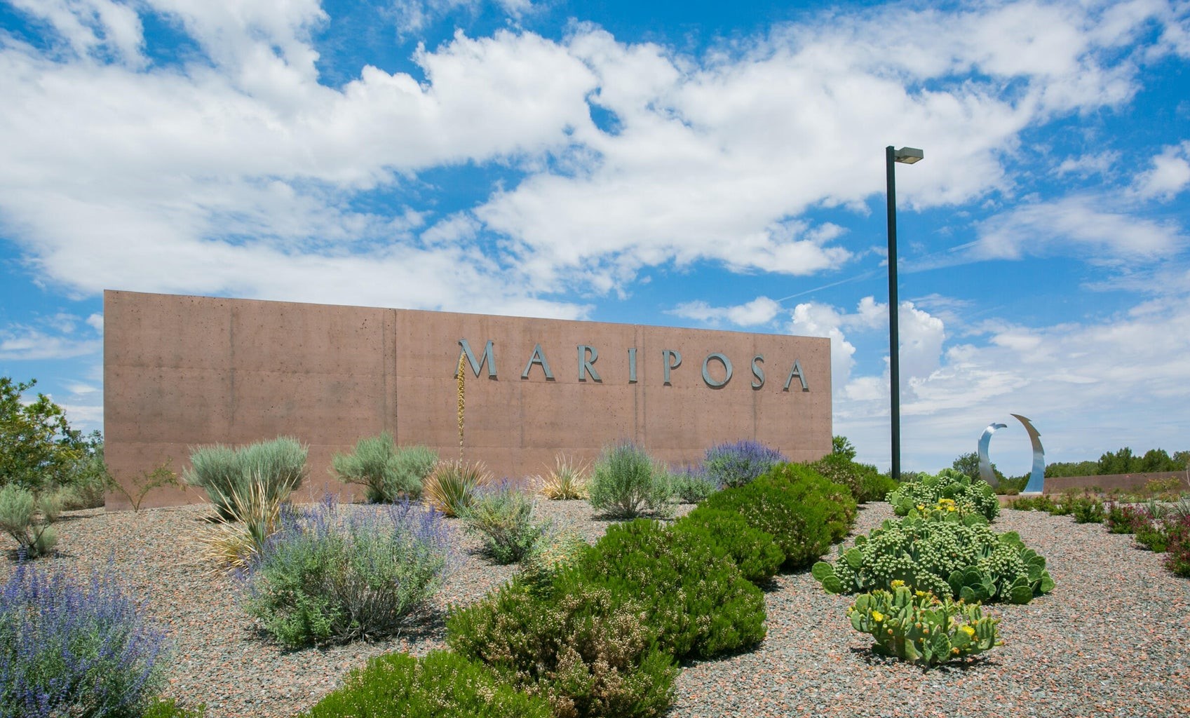 2802 Kings Canyon Loop NE