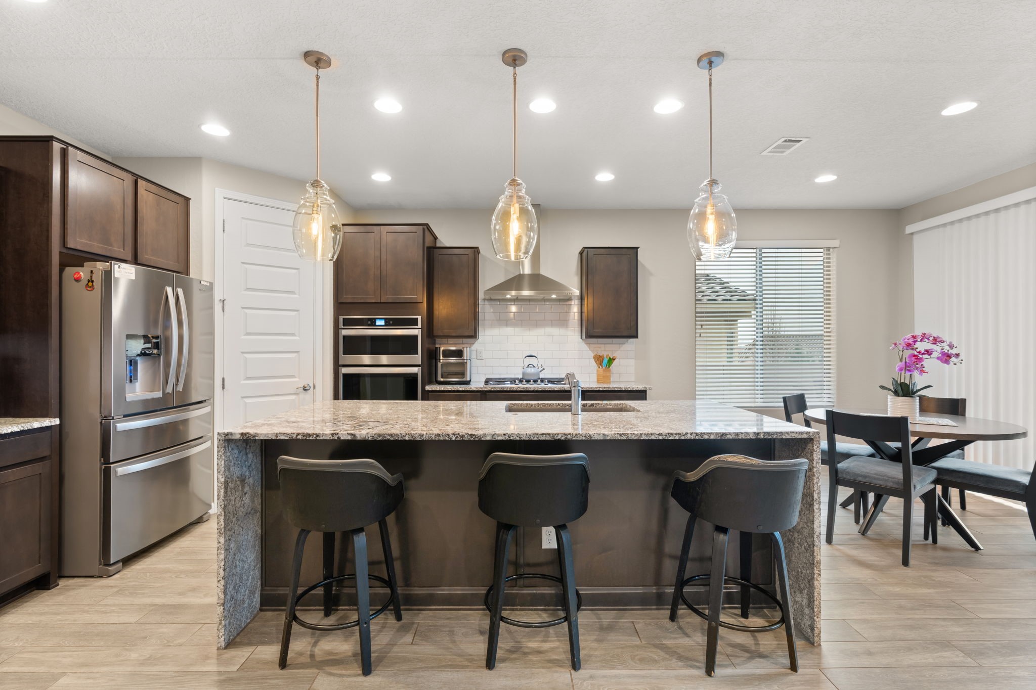 2802 Kings Canyon Loop NE