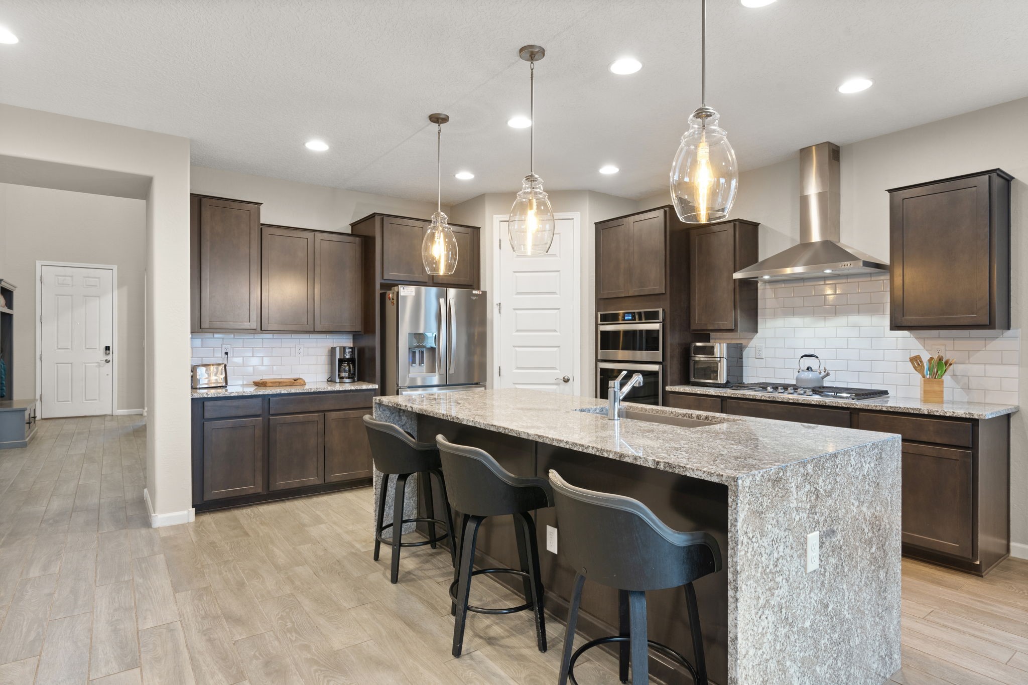 2802 Kings Canyon Loop NE