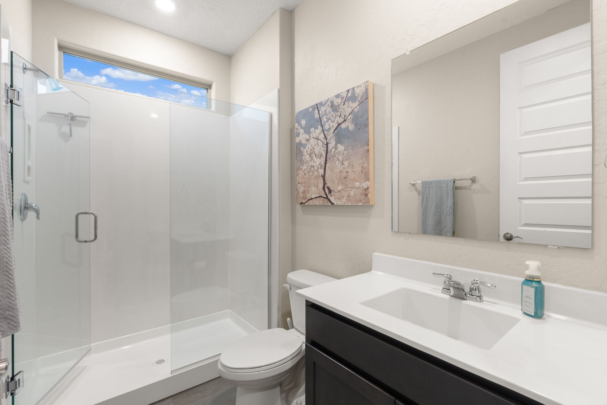 2802 Kings Canyon Loop NE