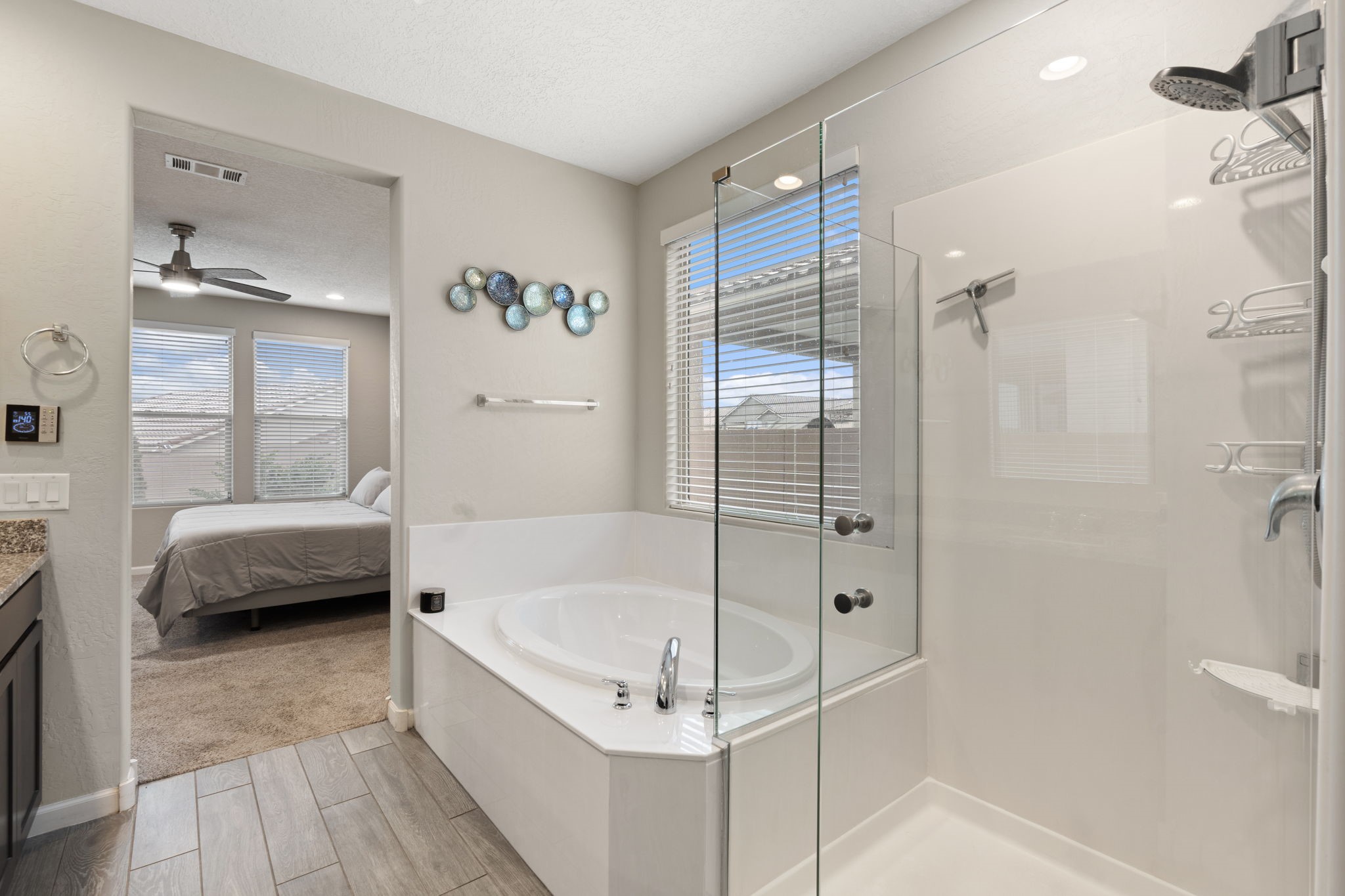 2802 Kings Canyon Loop NE