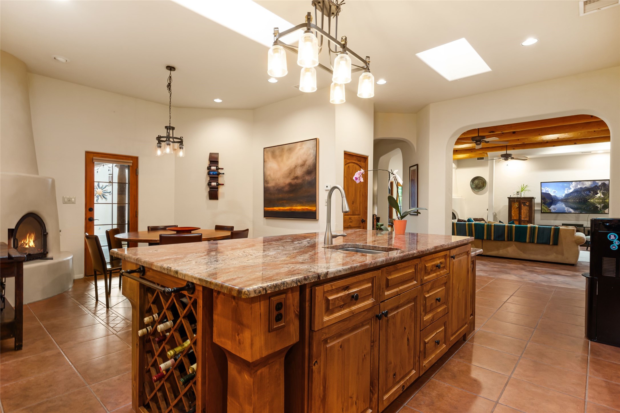 924 Camino Vista Rio