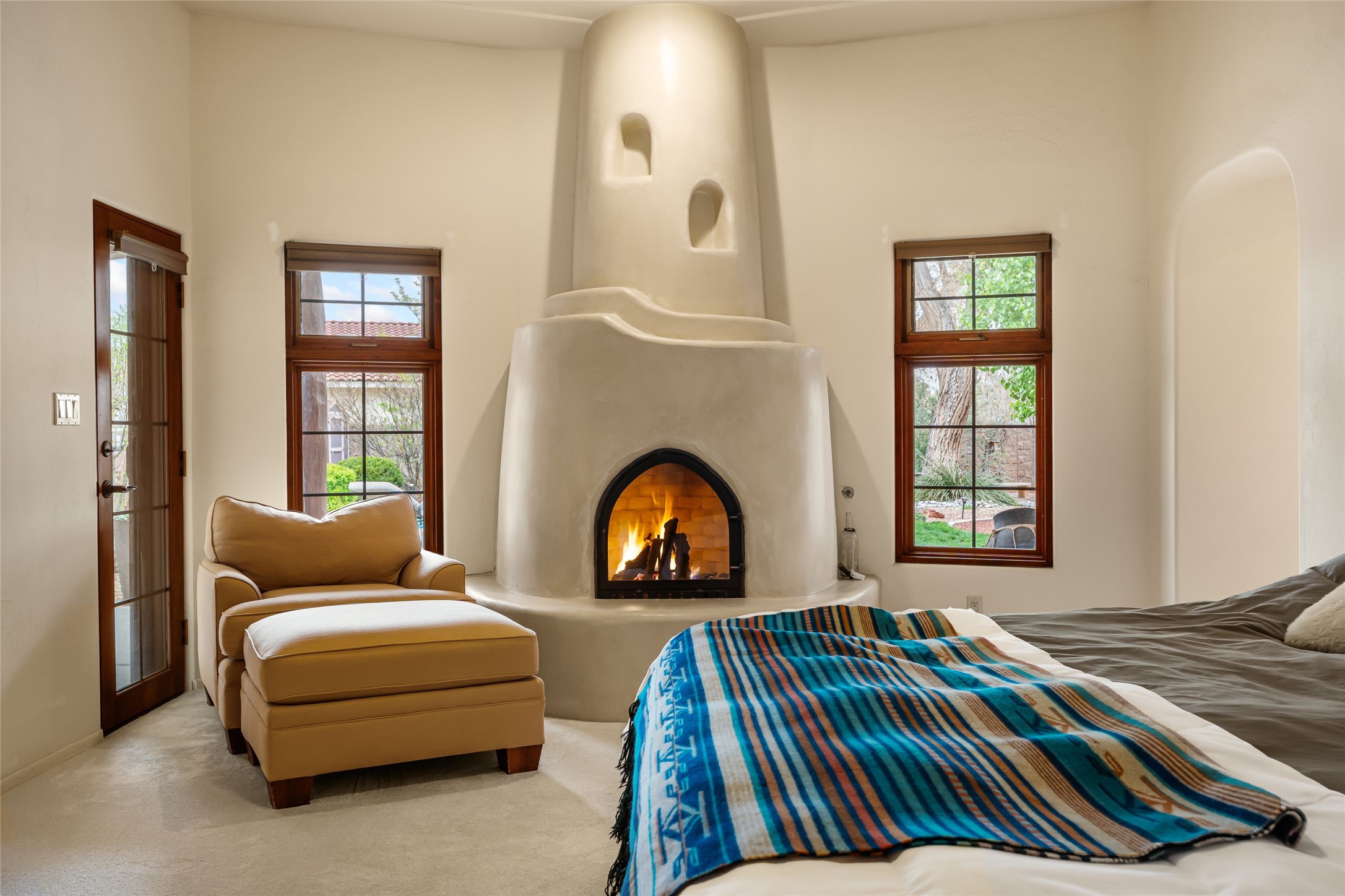 924 Camino Vista Rio