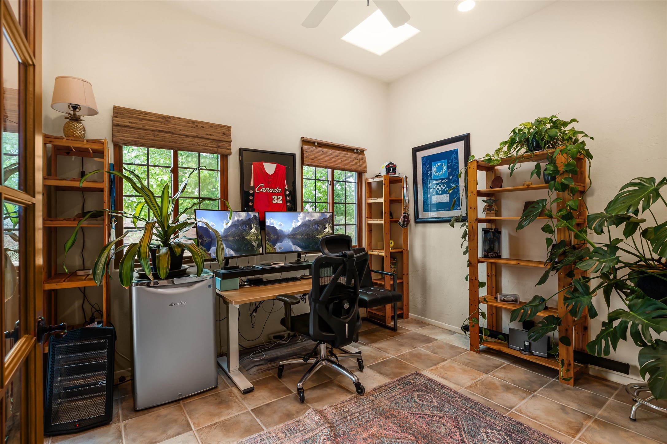 924 Camino Vista Rio