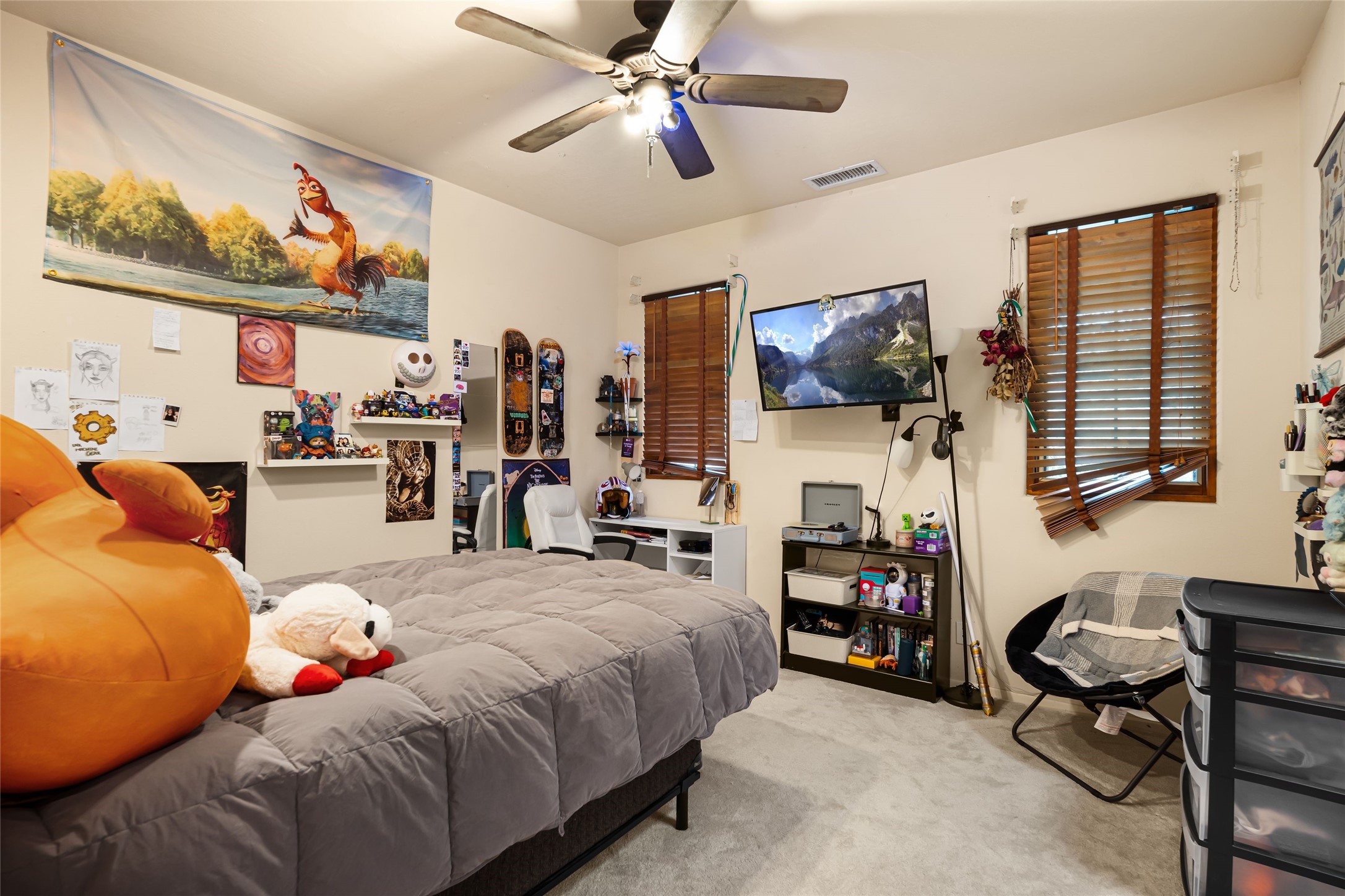 924 Camino Vista Rio