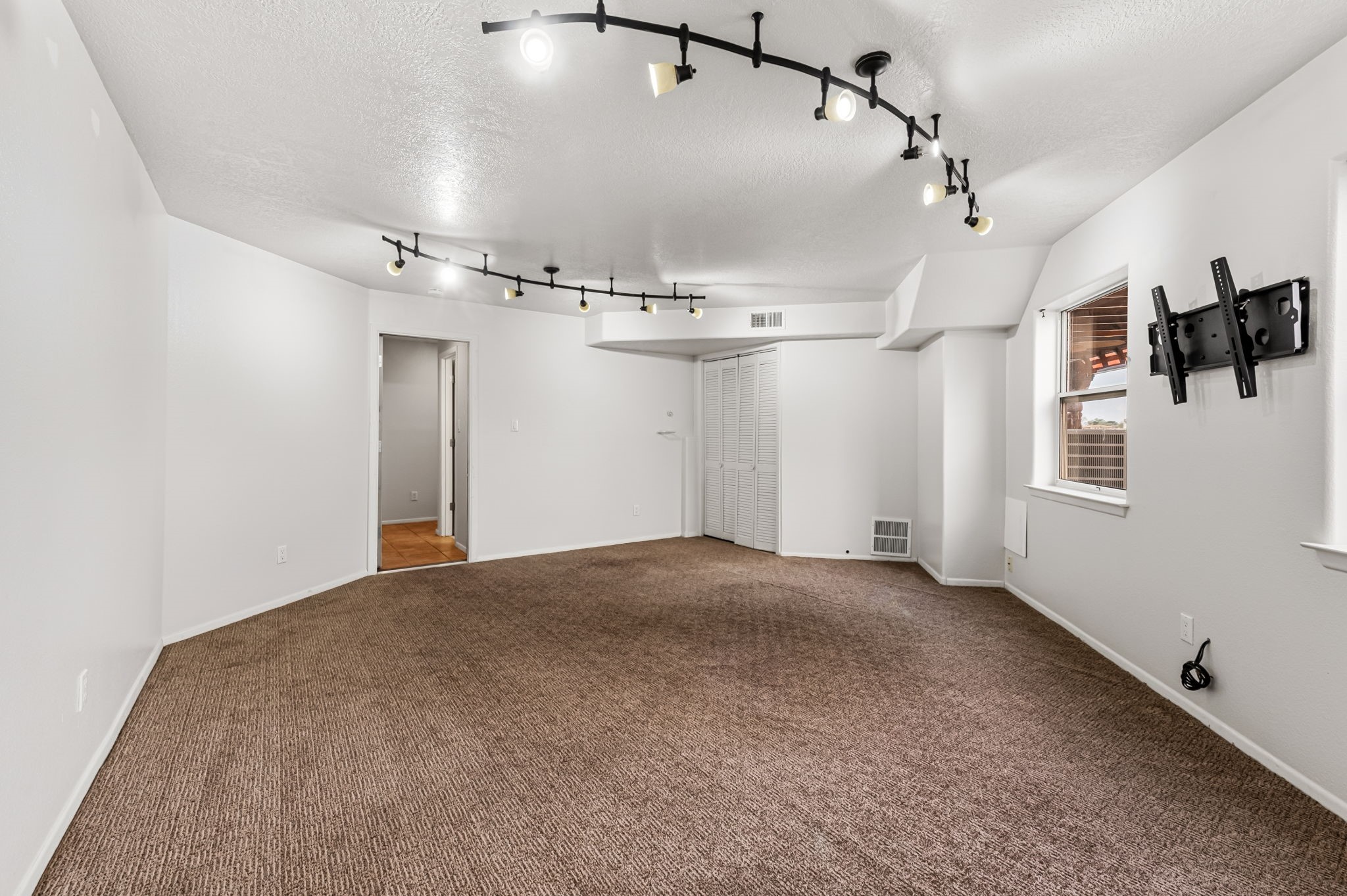 901 Calle Coronado