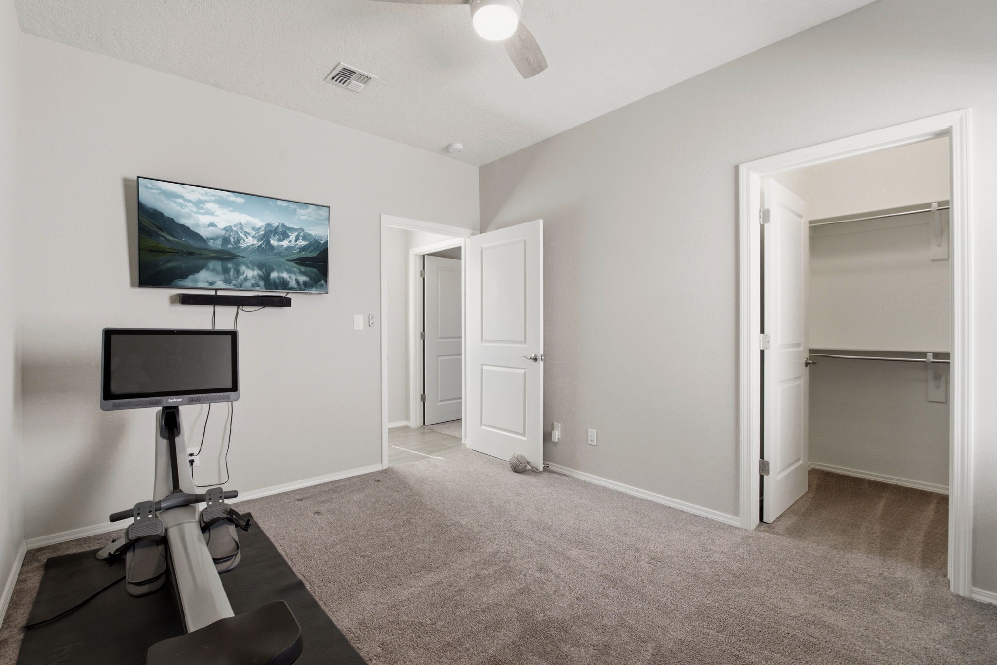 7029 Cleary Loop