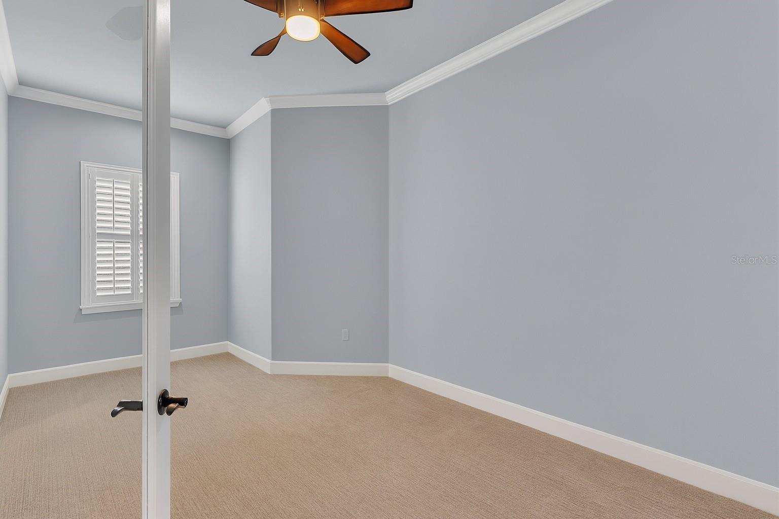 5653 HILLSIDE LANDINGS RD