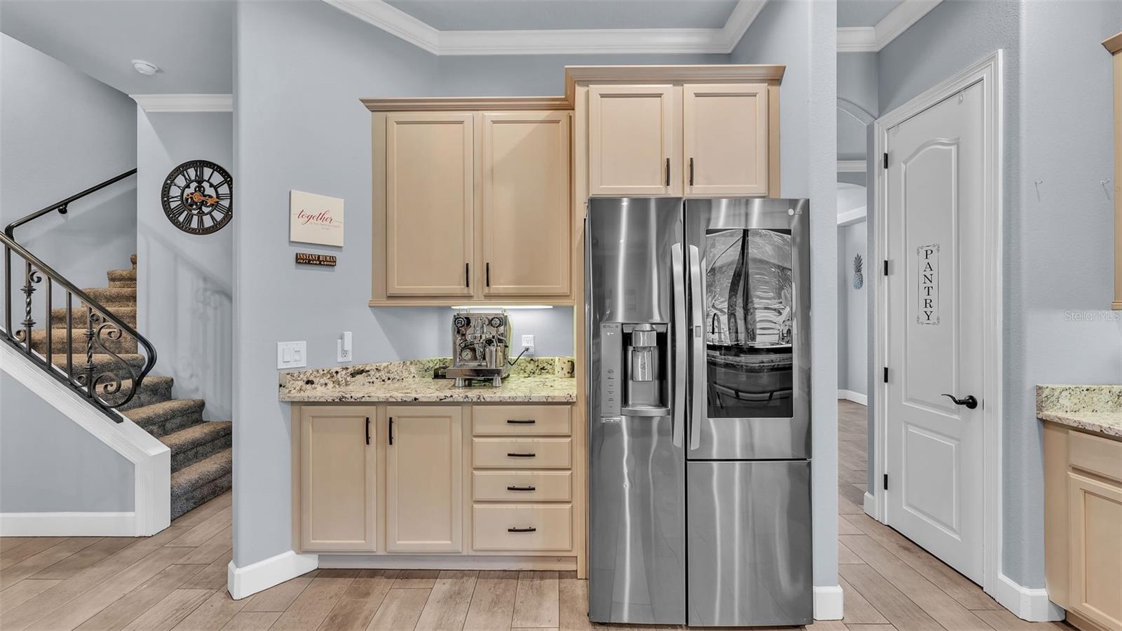 5653 HILLSIDE LANDINGS RD