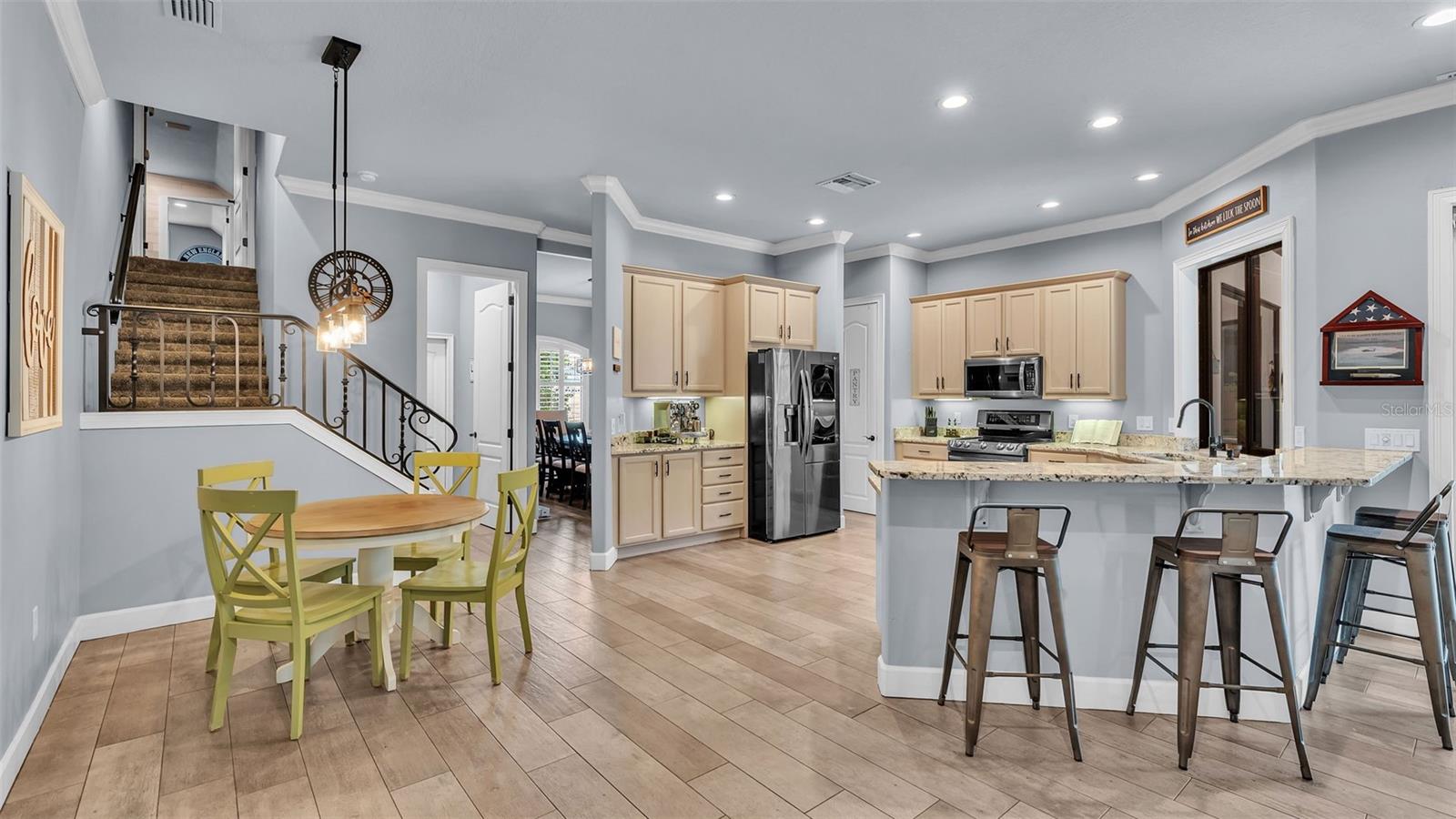 5653 HILLSIDE LANDINGS RD