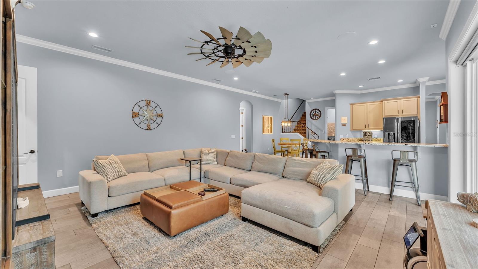 5653 HILLSIDE LANDINGS RD