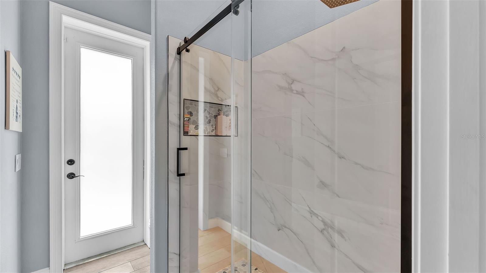 5653 HILLSIDE LANDINGS RD