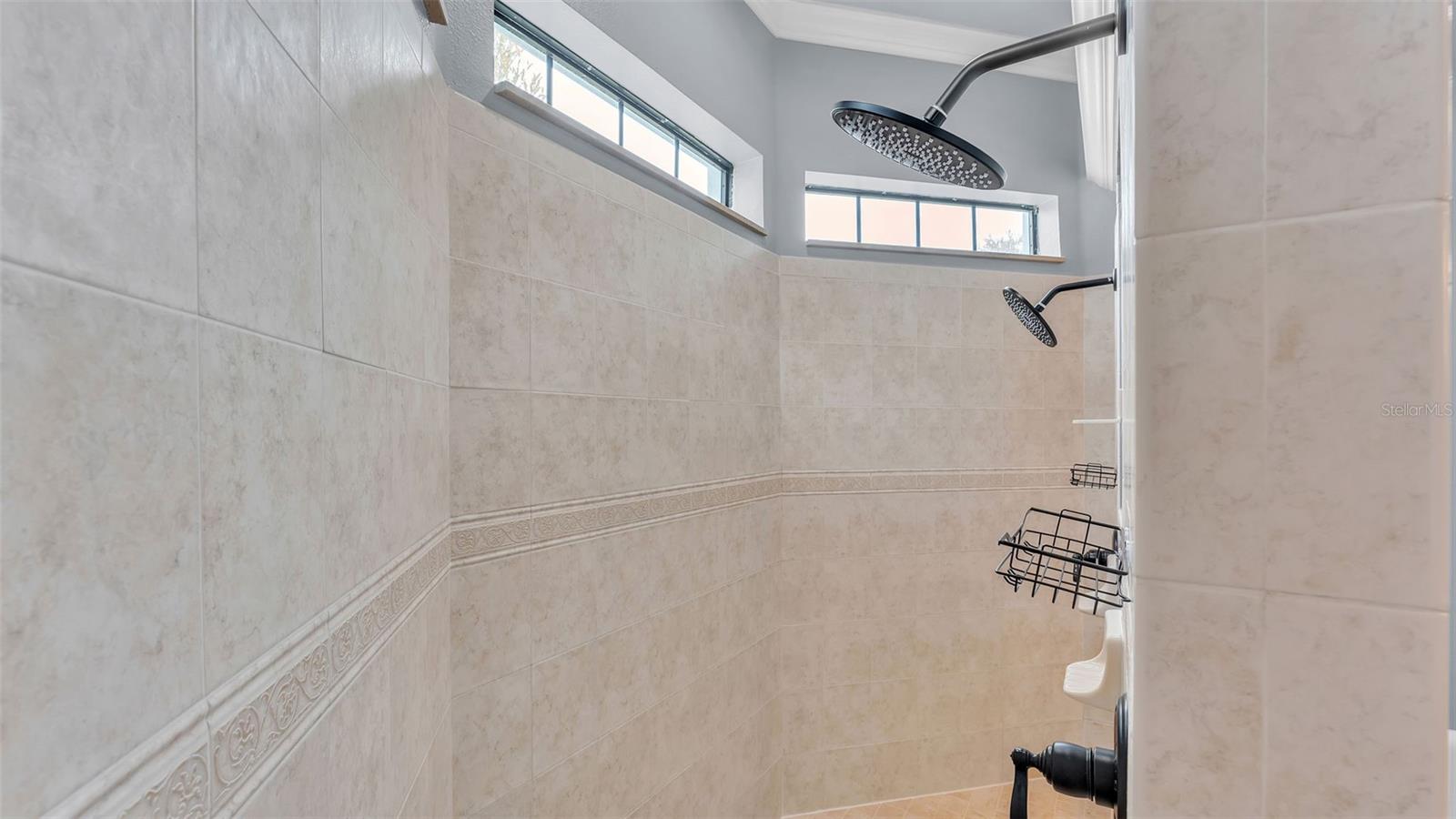 5653 HILLSIDE LANDINGS RD