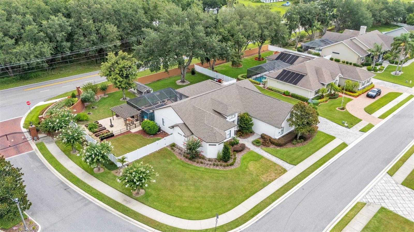 5653 HILLSIDE LANDINGS RD