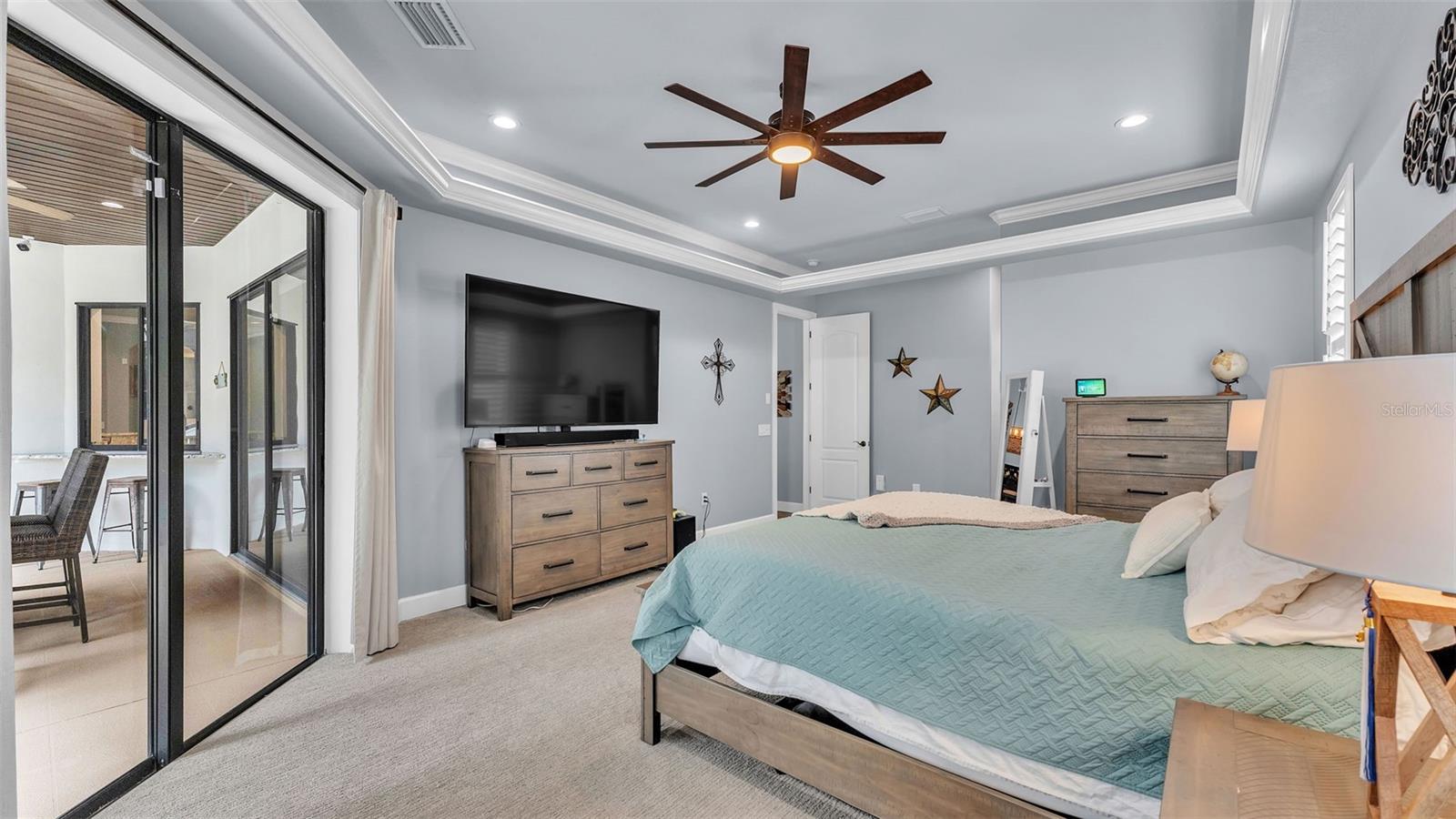 5653 HILLSIDE LANDINGS RD