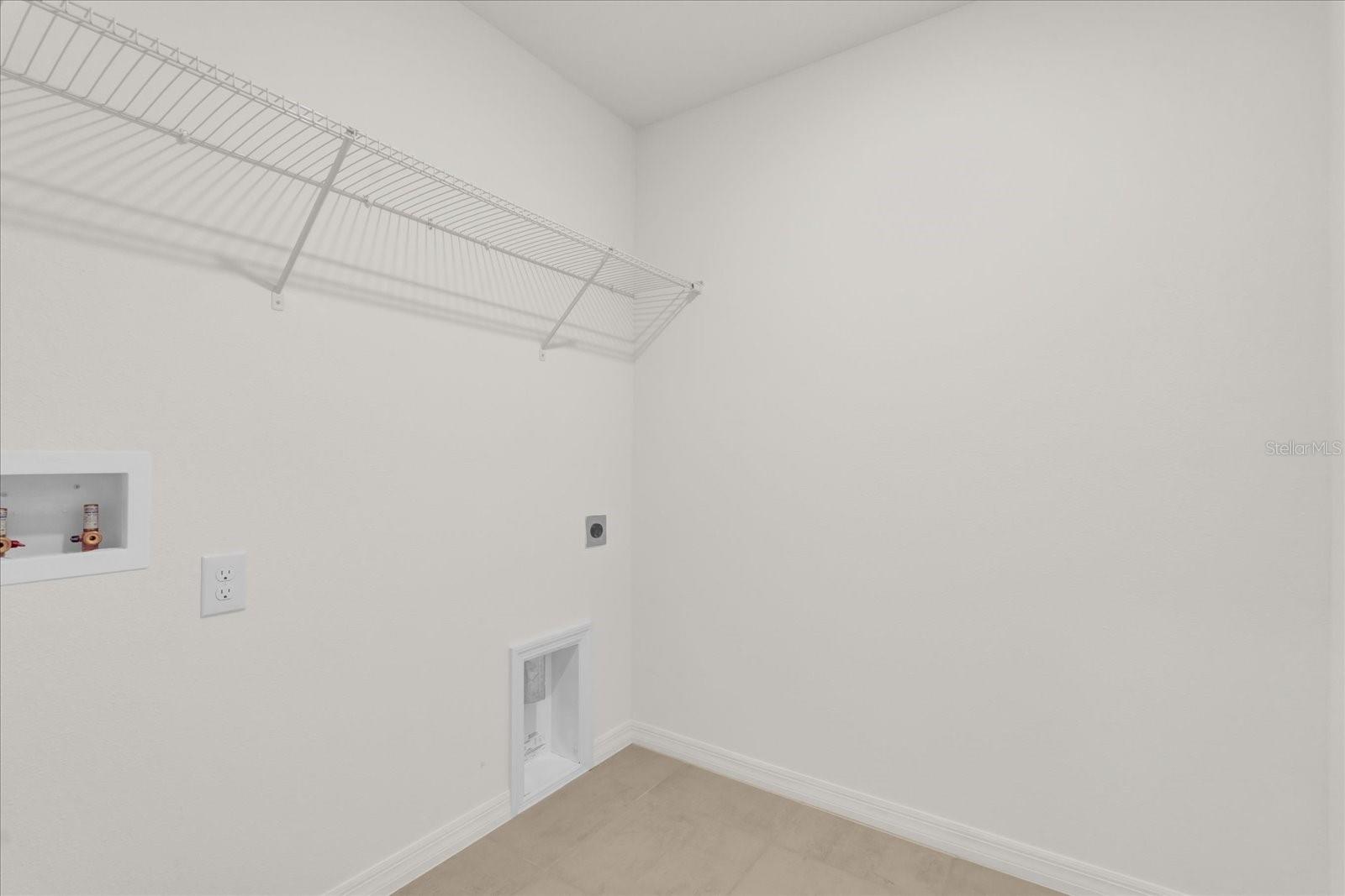 8525 MONTEREY PINE WAY