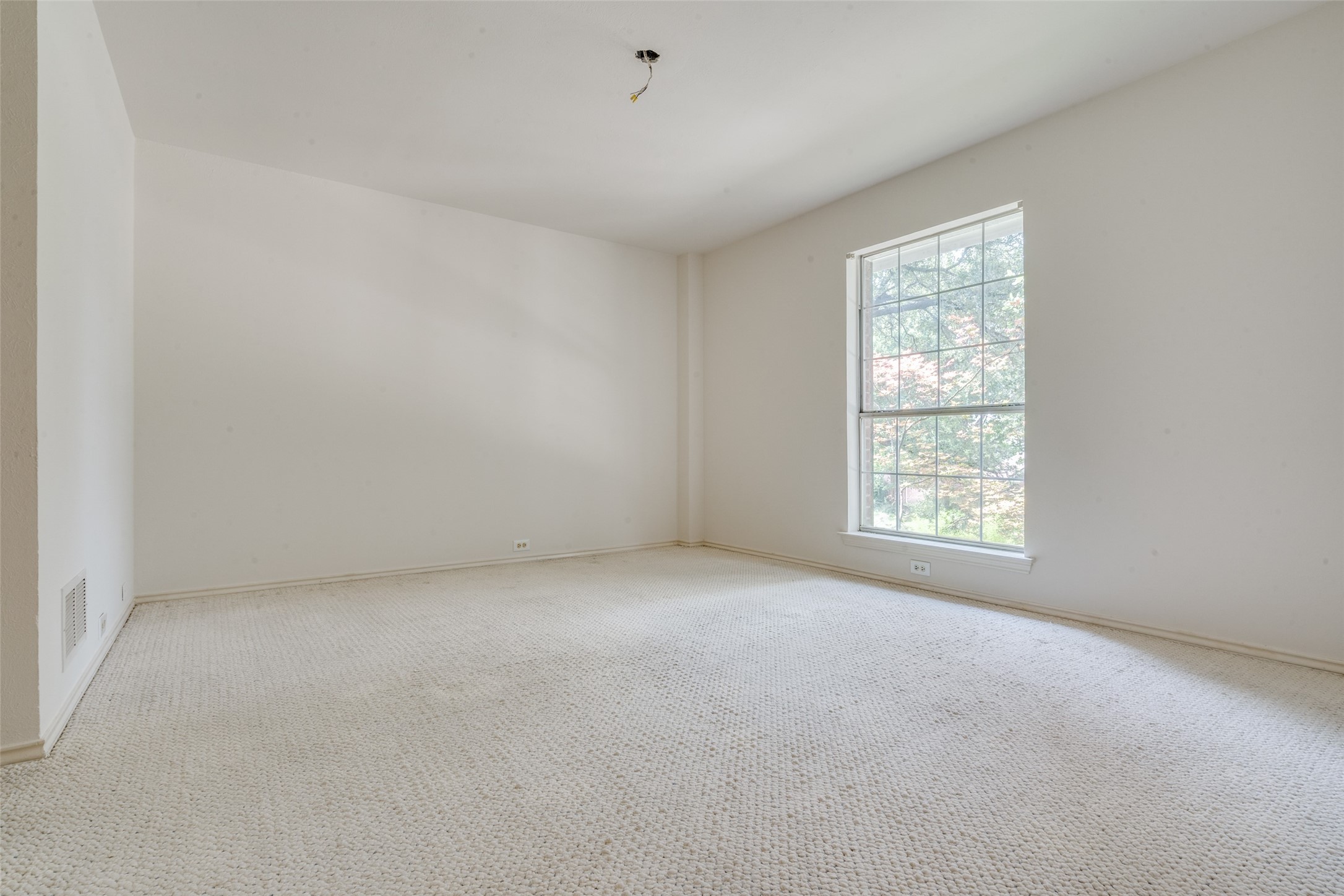 4681 Home Place