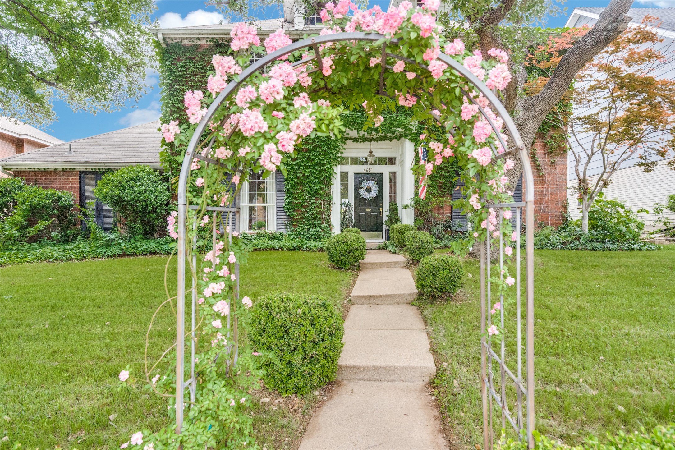 4681 Home Place