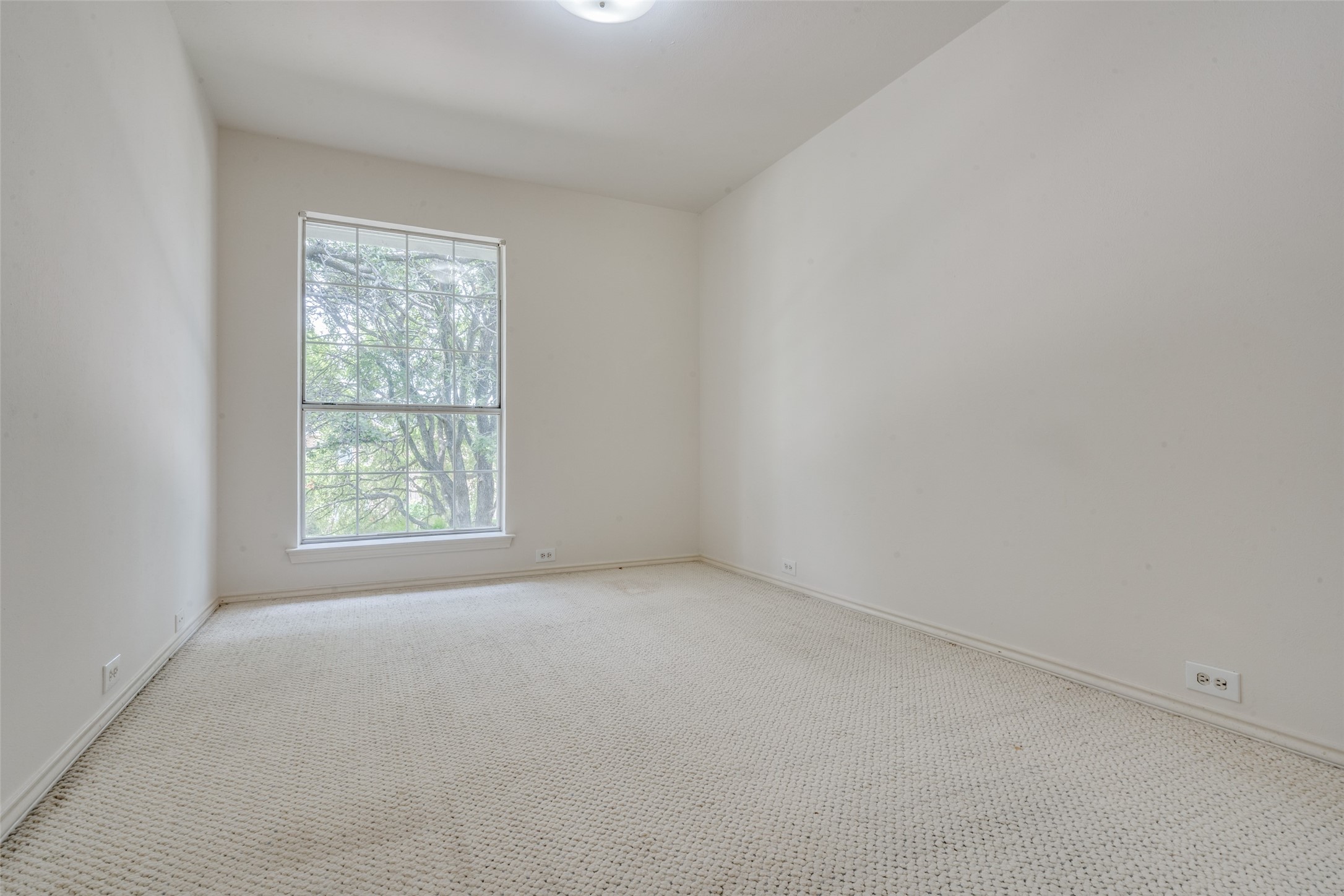 4681 Home Place