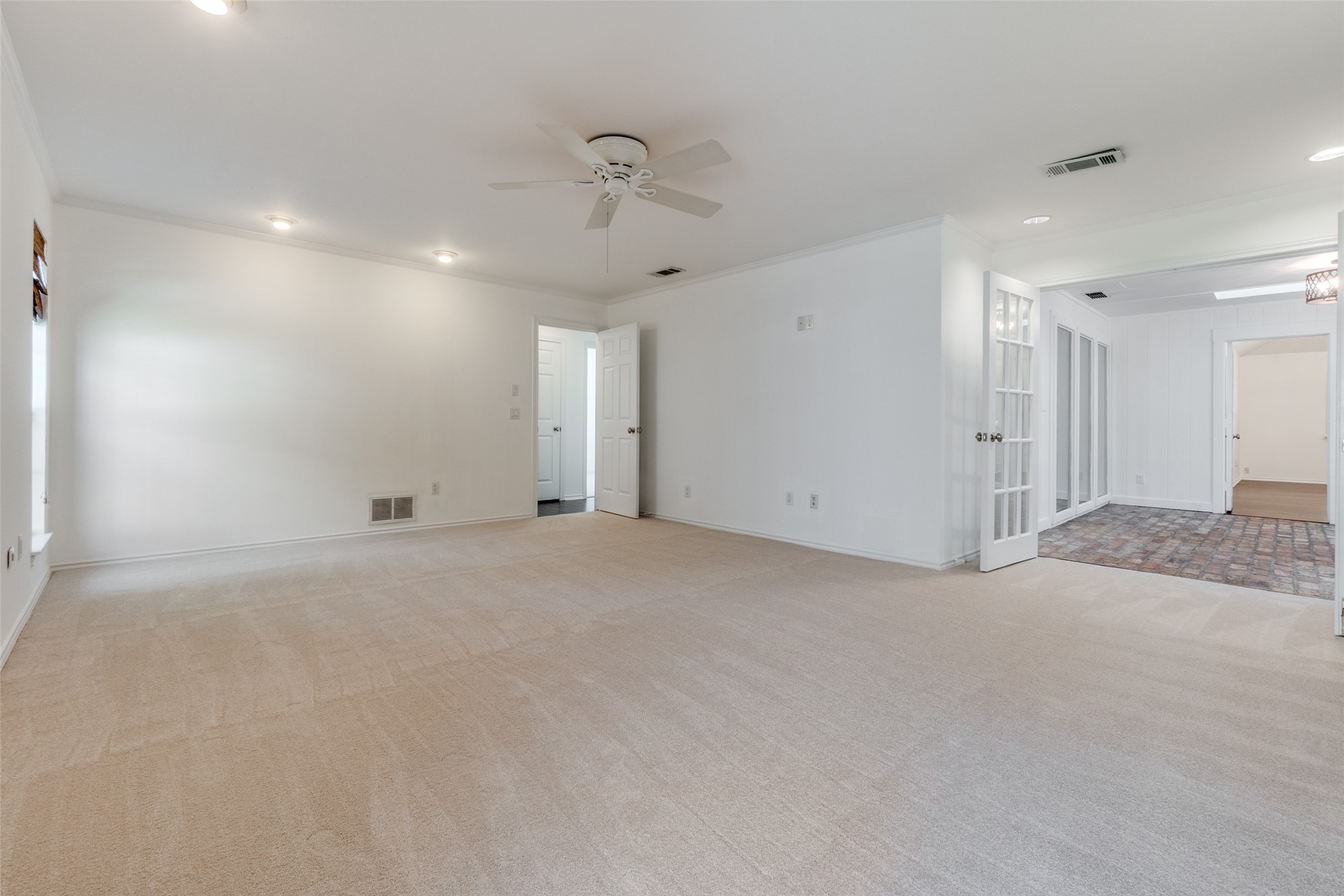 7301 Hundley Boulevard