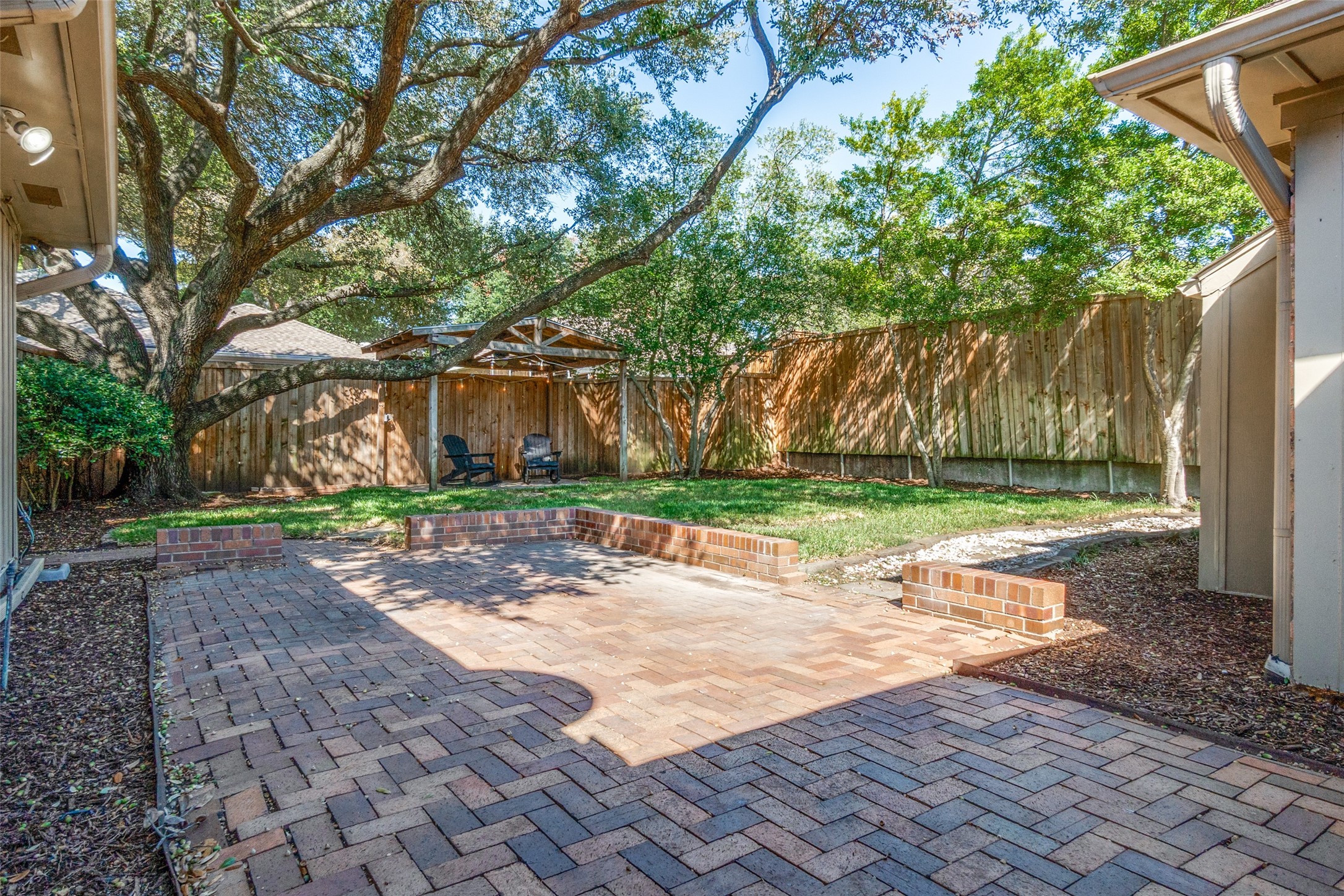 7301 Hundley Boulevard