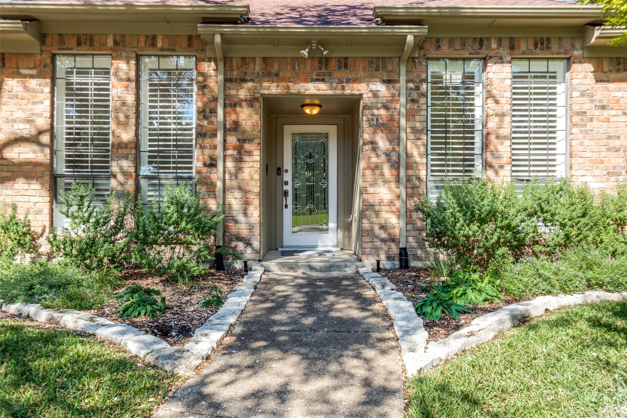 7301 Hundley Boulevard