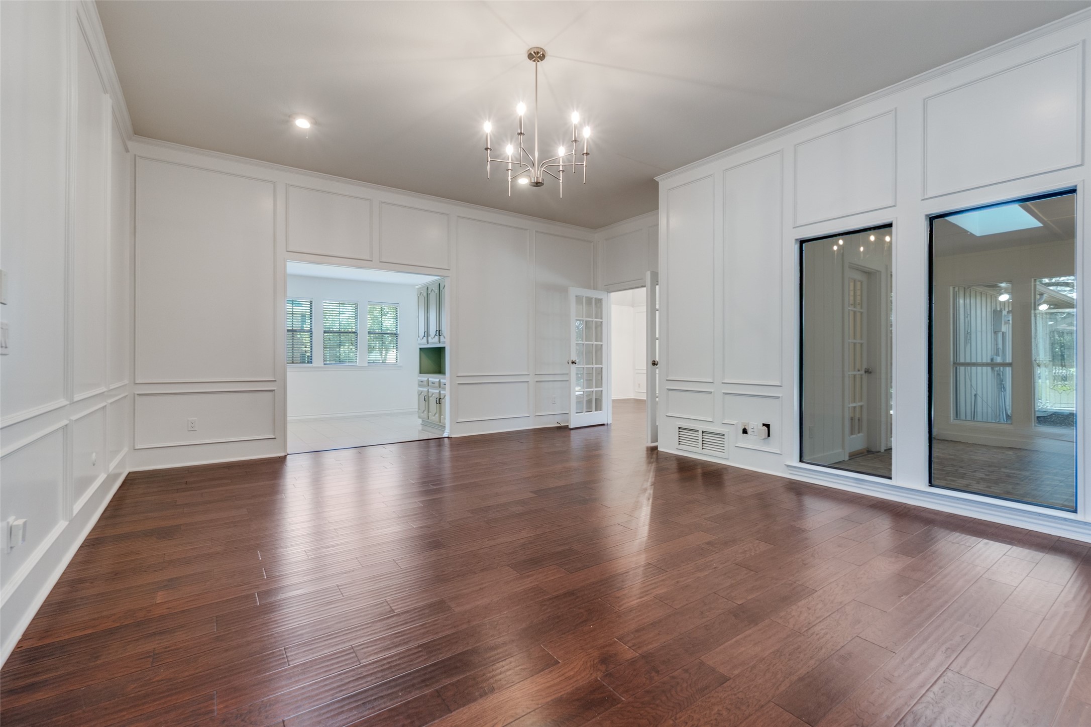 7301 Hundley Boulevard