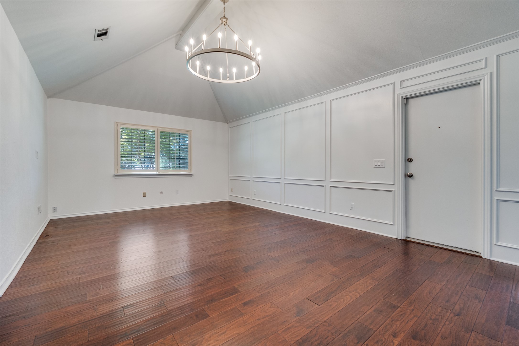 7301 Hundley Boulevard