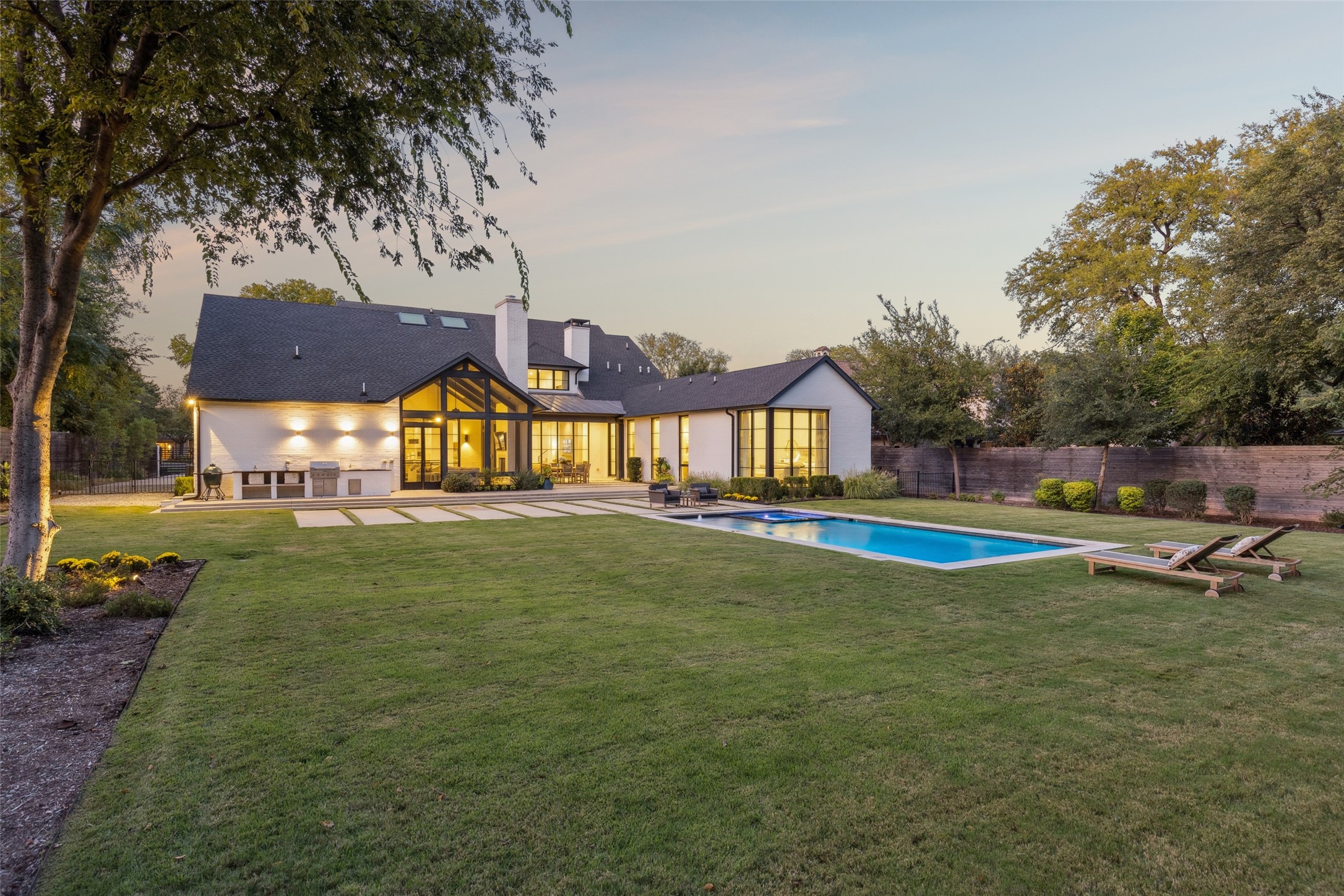 11546 W Ricks Circle