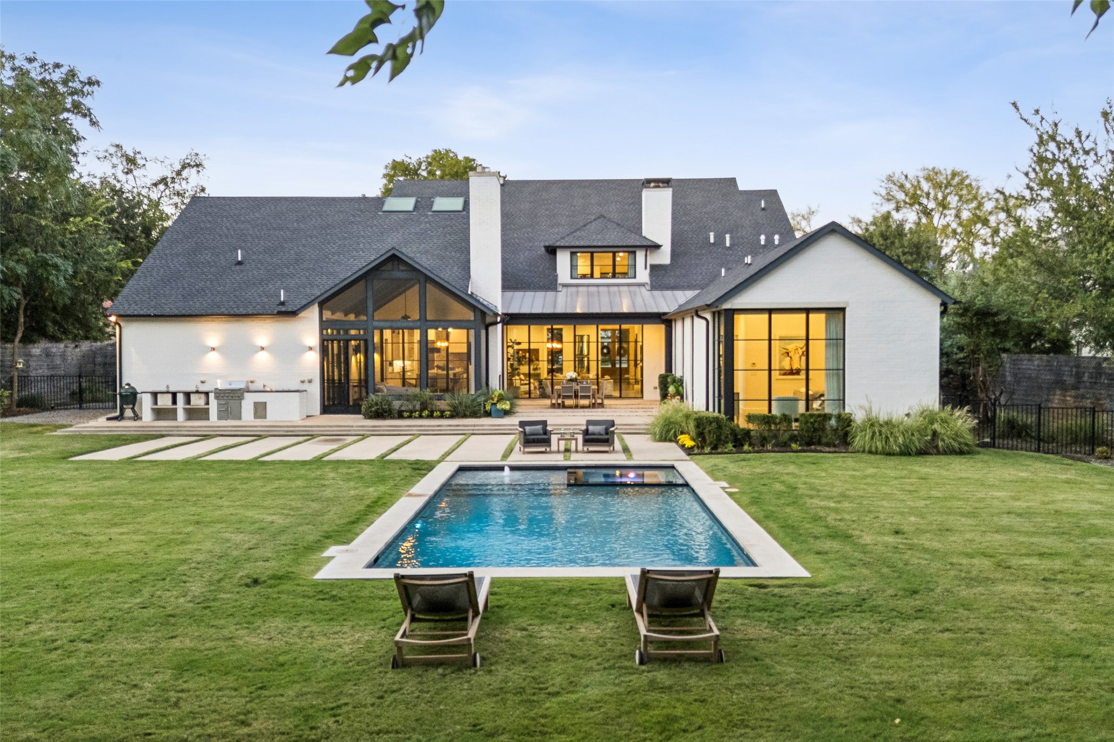 11546 W Ricks Circle