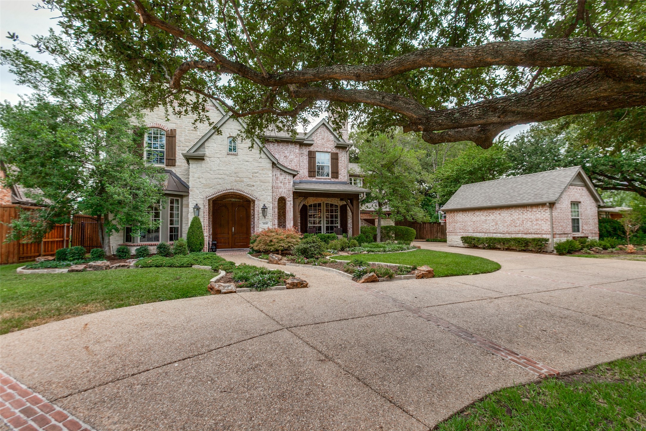 6038 Azalea Lane