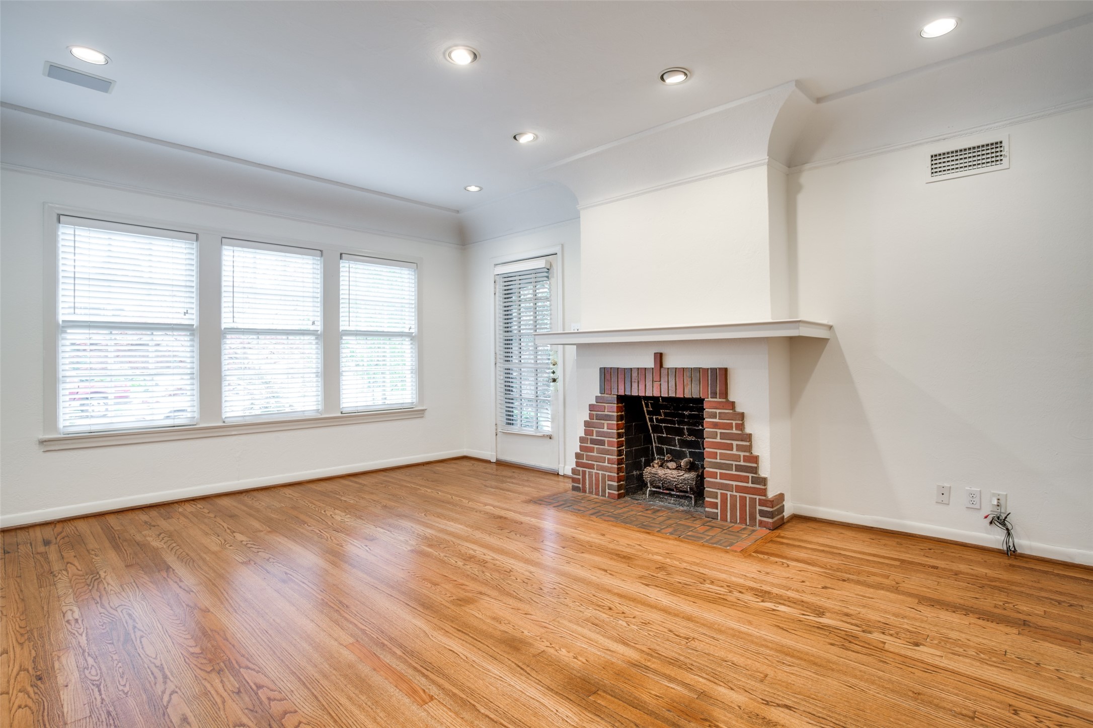 4111 Normandy Avenue