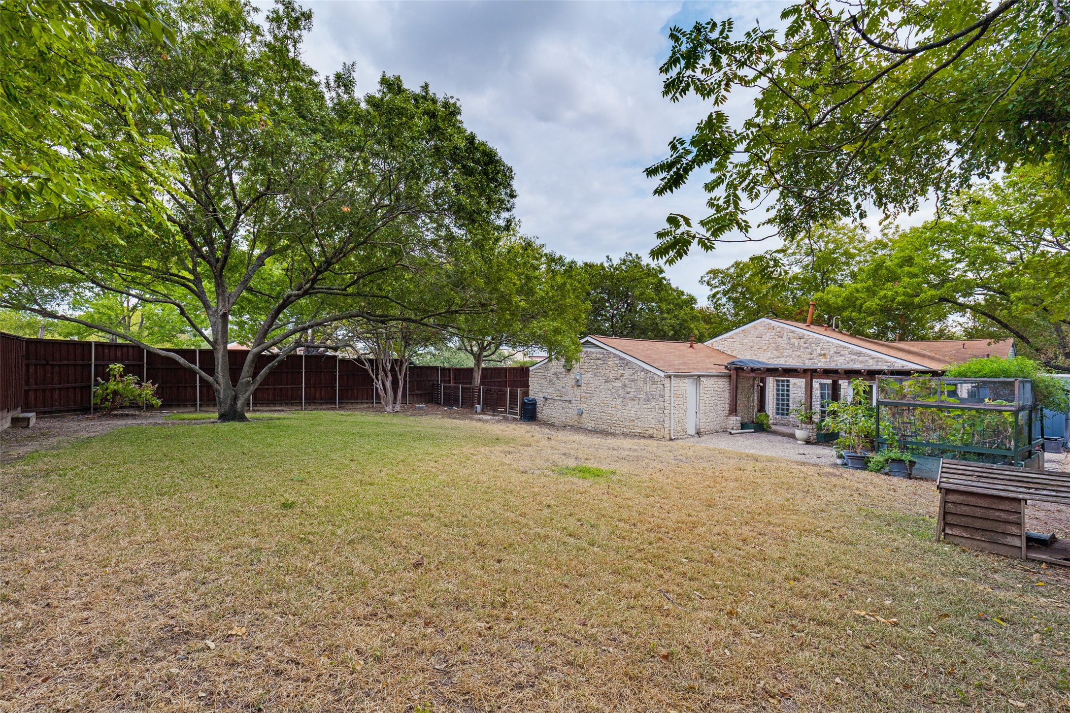 9345 E Lake Highlands Drive