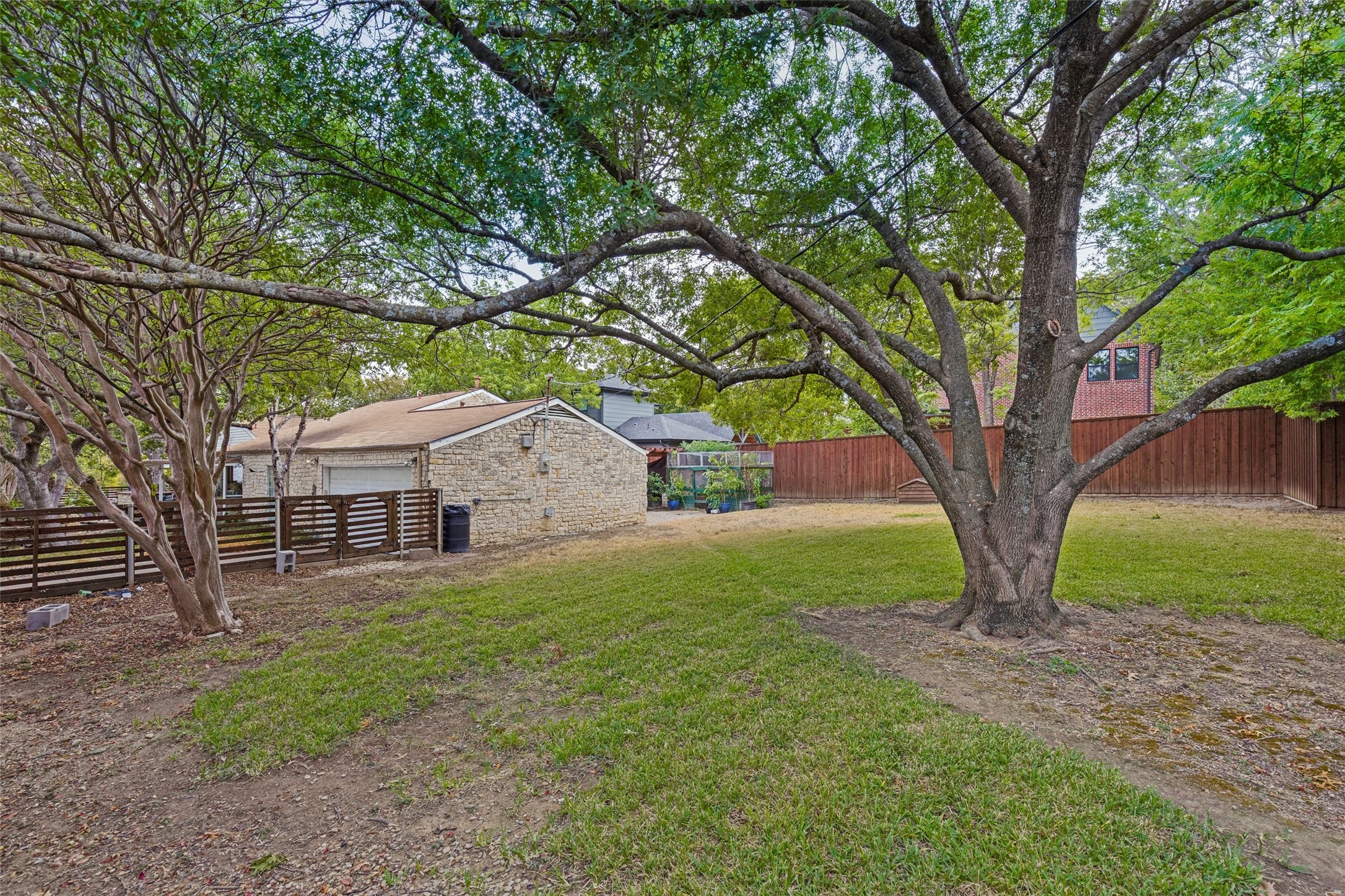 9345 E Lake Highlands Drive
