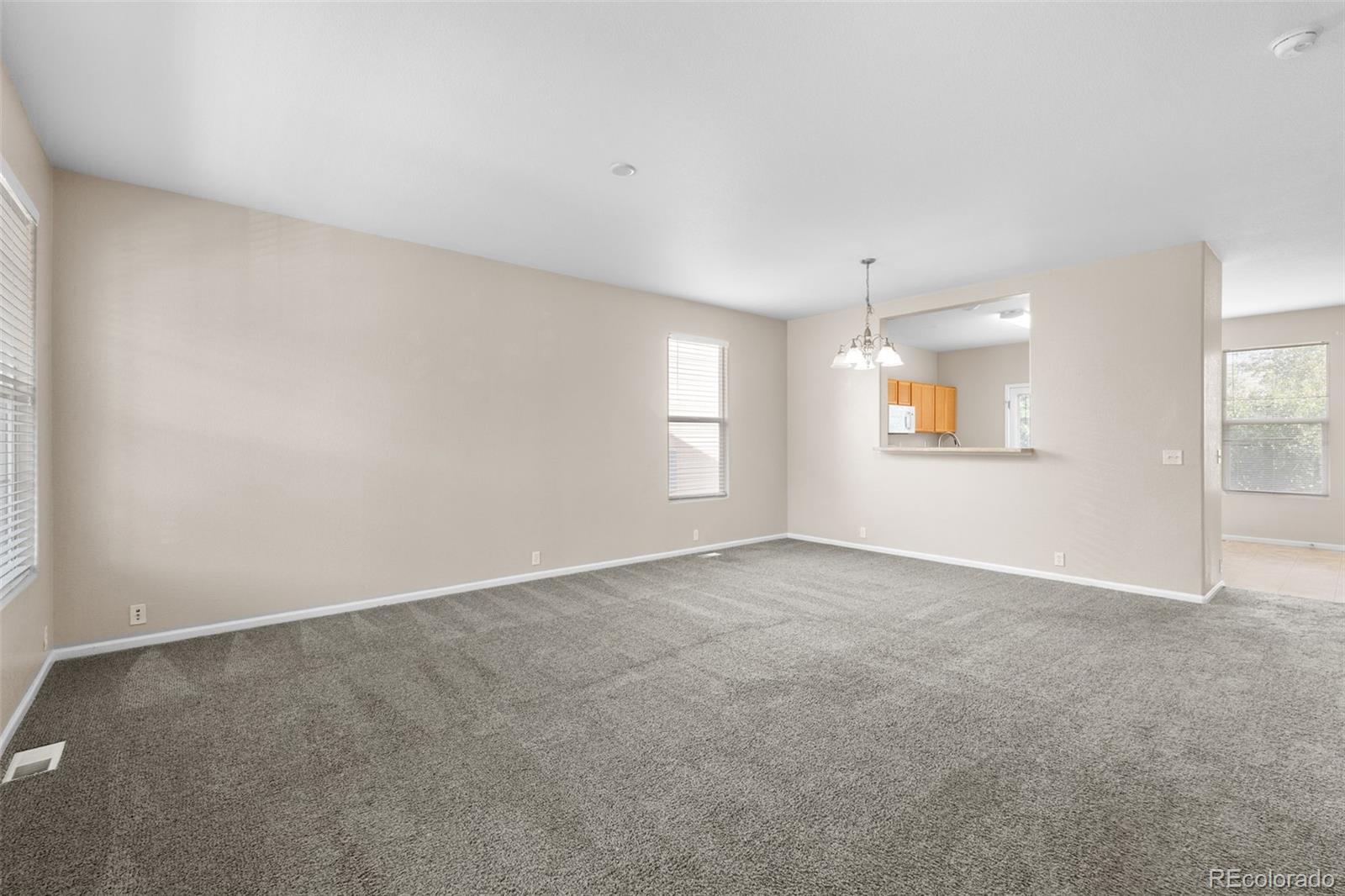 2739 Scotchbroom Point