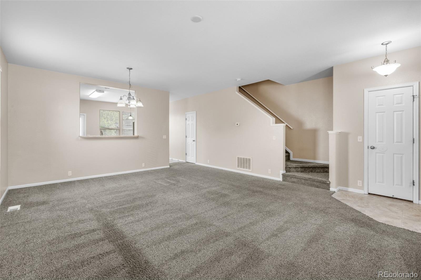 2739 Scotchbroom Point