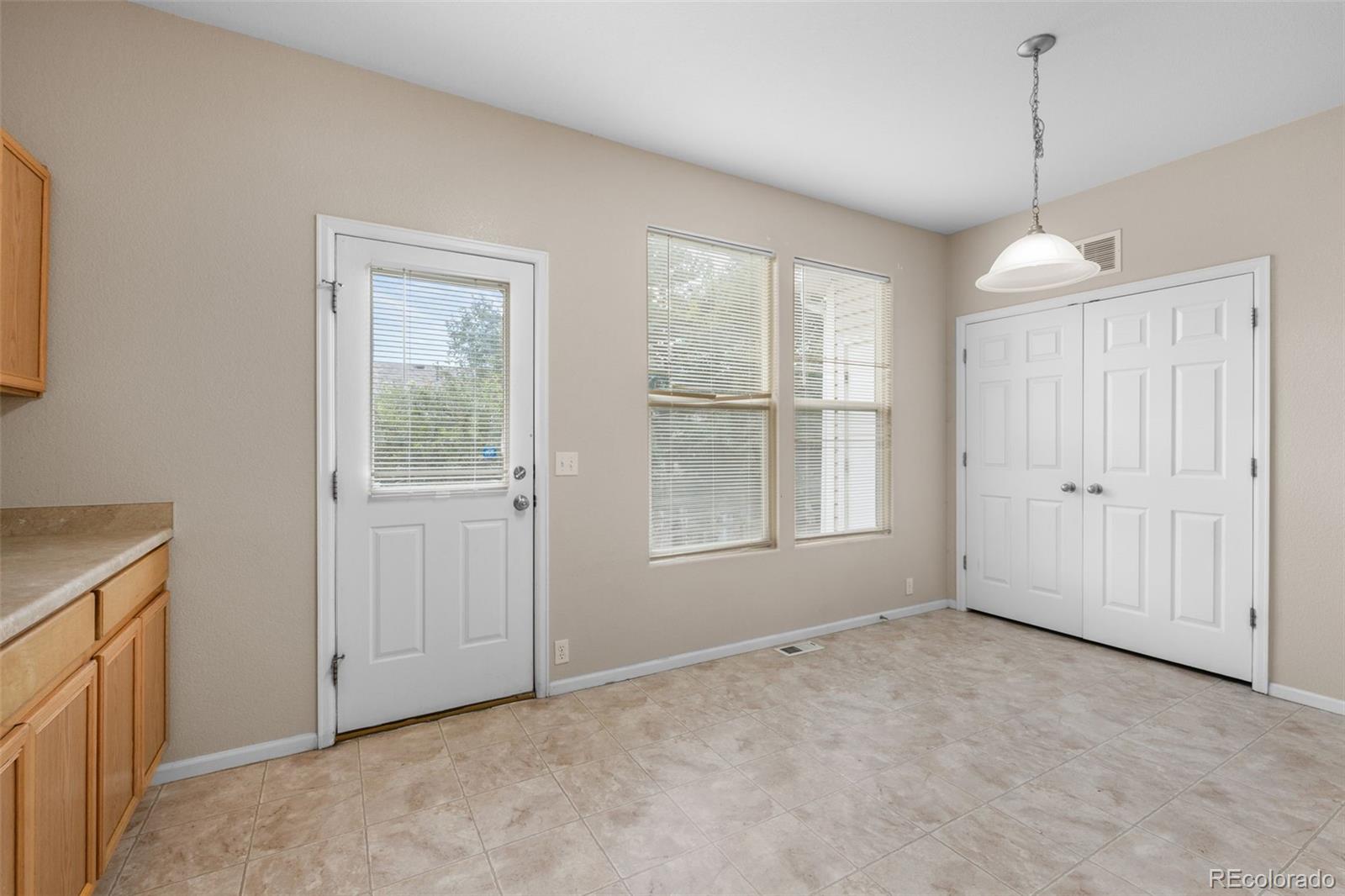 2739 Scotchbroom Point