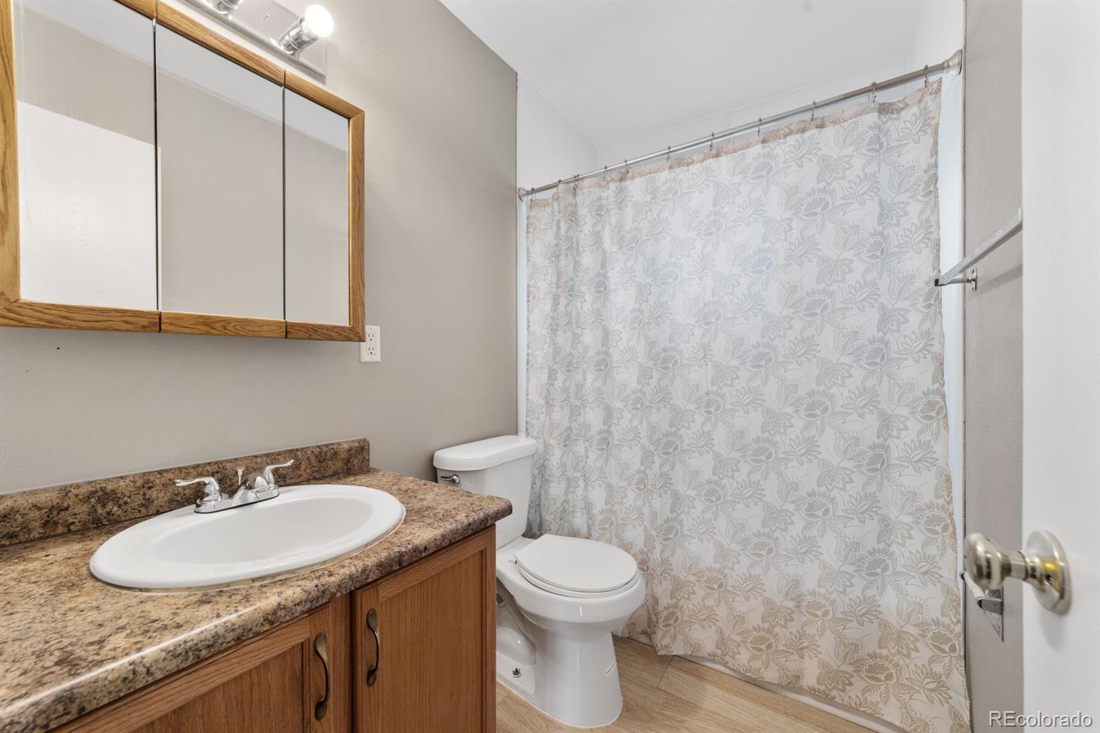 3084 Starlight Circle