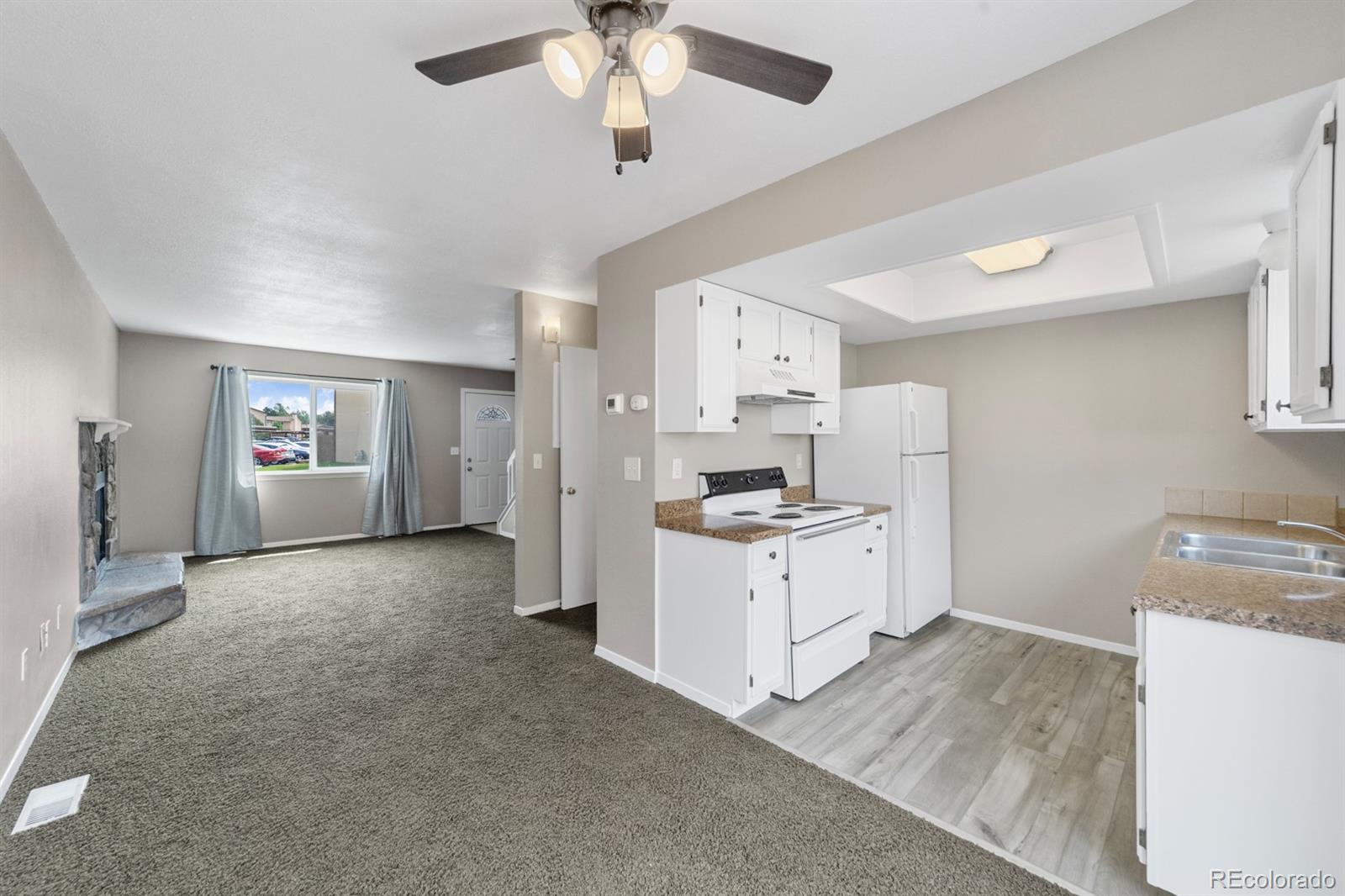 3084 Starlight Circle