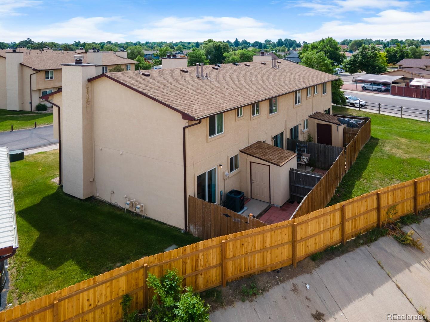 3084 Starlight Circle