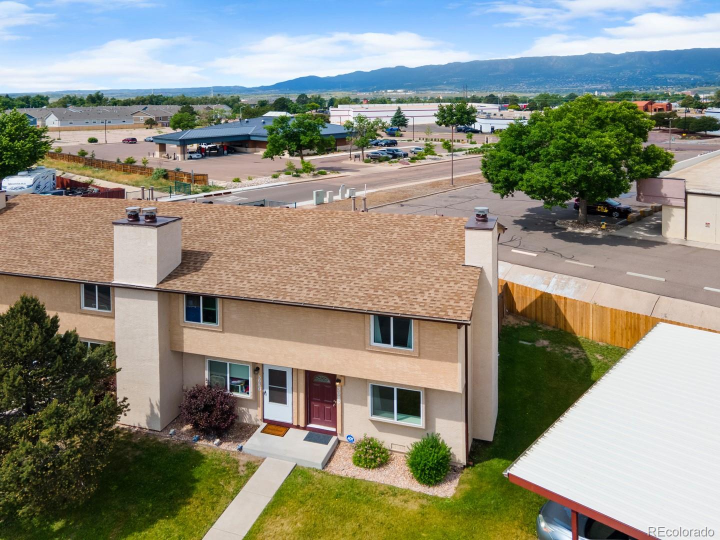 3084 Starlight Circle