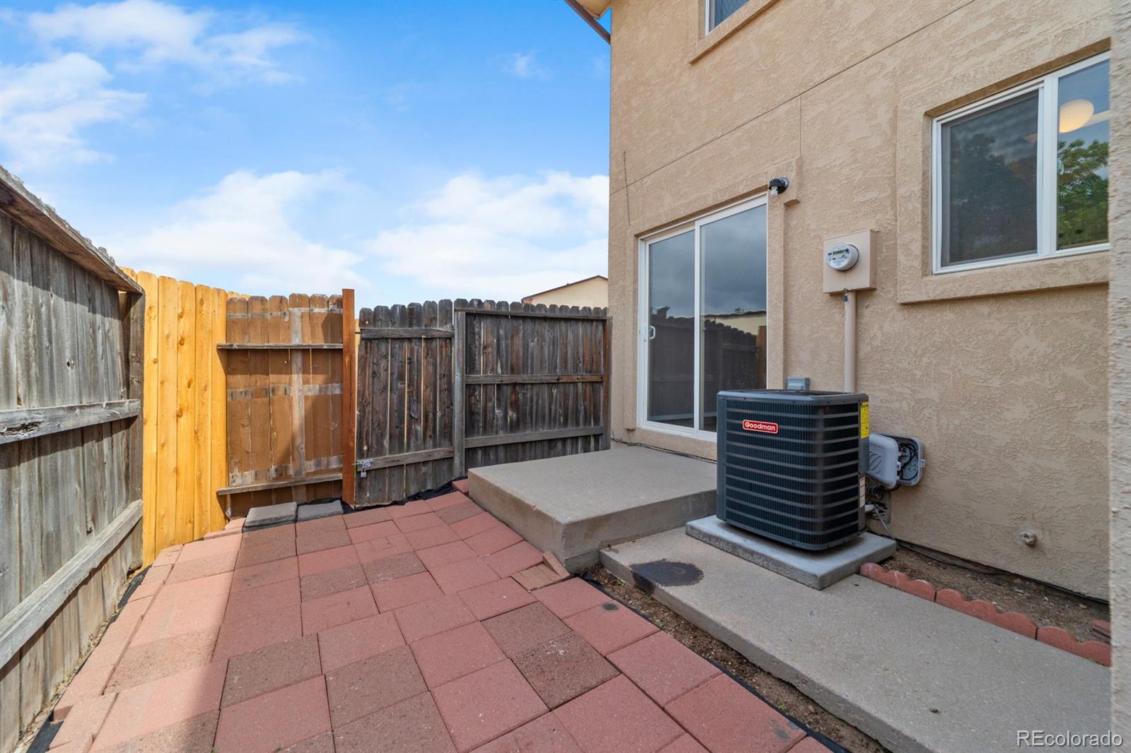 3084 Starlight Circle